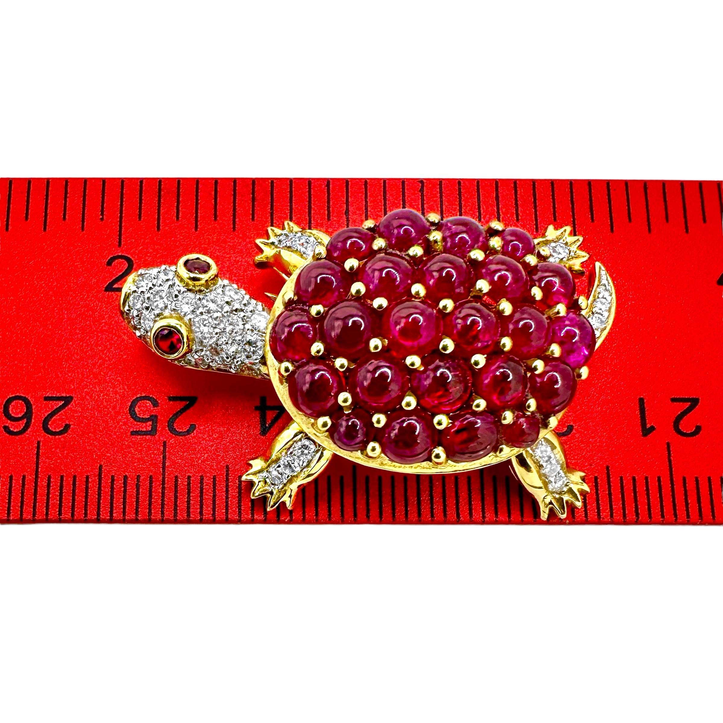 Adorable Turtle Brooch/Pendant with Motion in 18K Gold, Diamonds, and Rubies For Sale 11