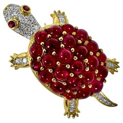 Adorable Turtle Brooch/Pendant with Motion in 18K Gold, Diamonds, and Rubies