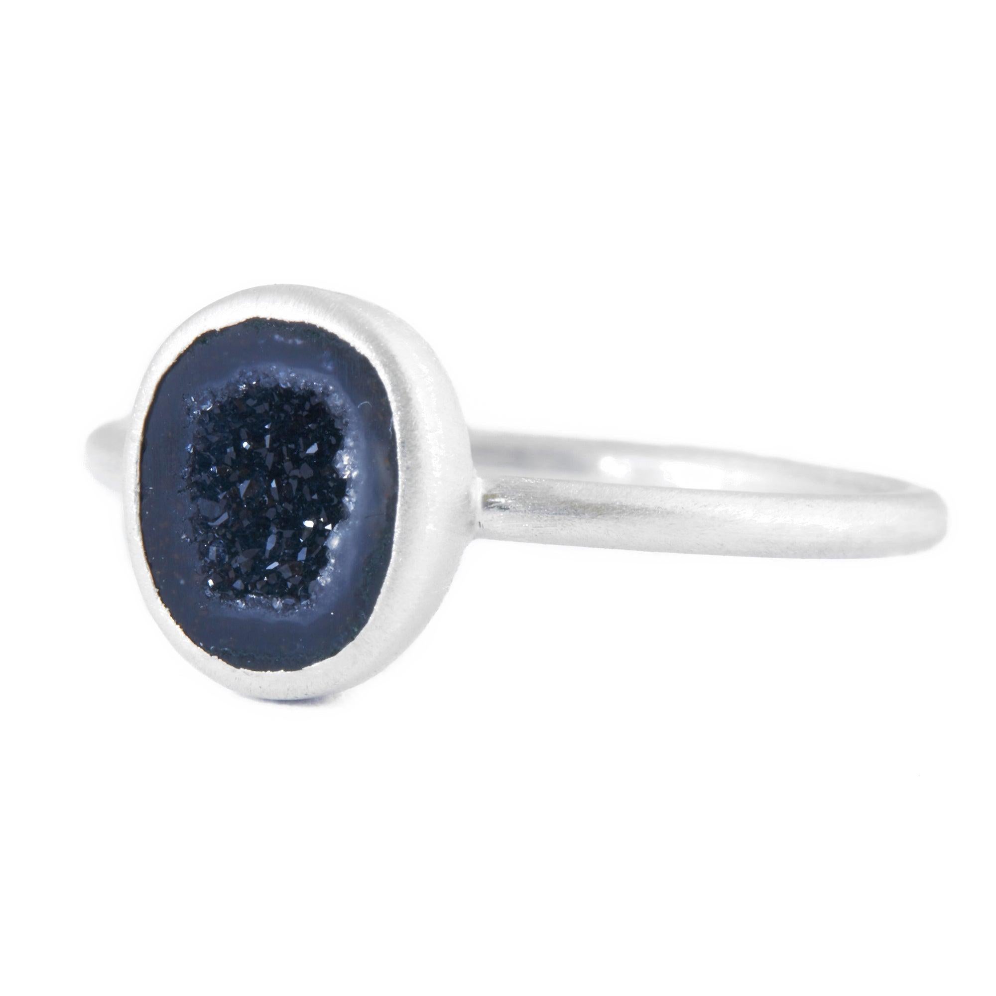 En vente :  Adorn Petite Geode Silver Ring (bague en argent) 3