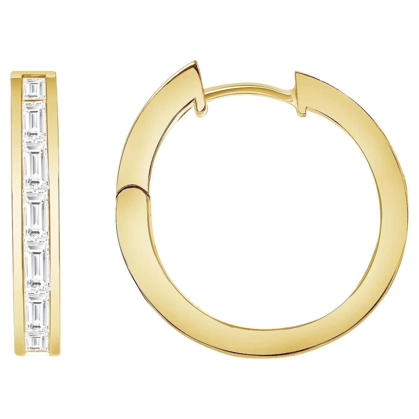 Adorna Lux - Ohrringe mit 3 Karat Diamanten im Baguetteschliff und Öhrchen im Angebot