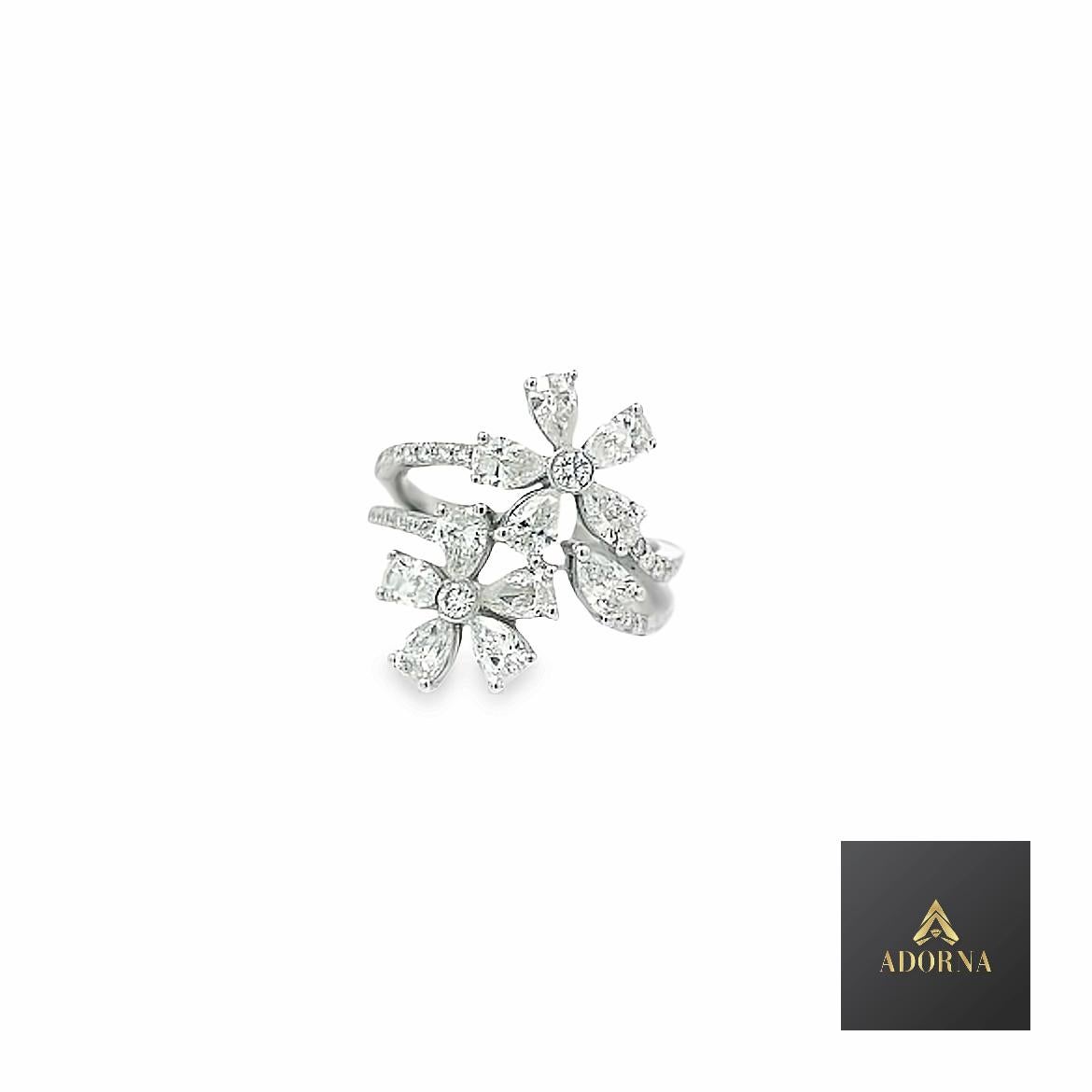 Modern Adorna Lux - Claire 18-karat white gold ring For Sale