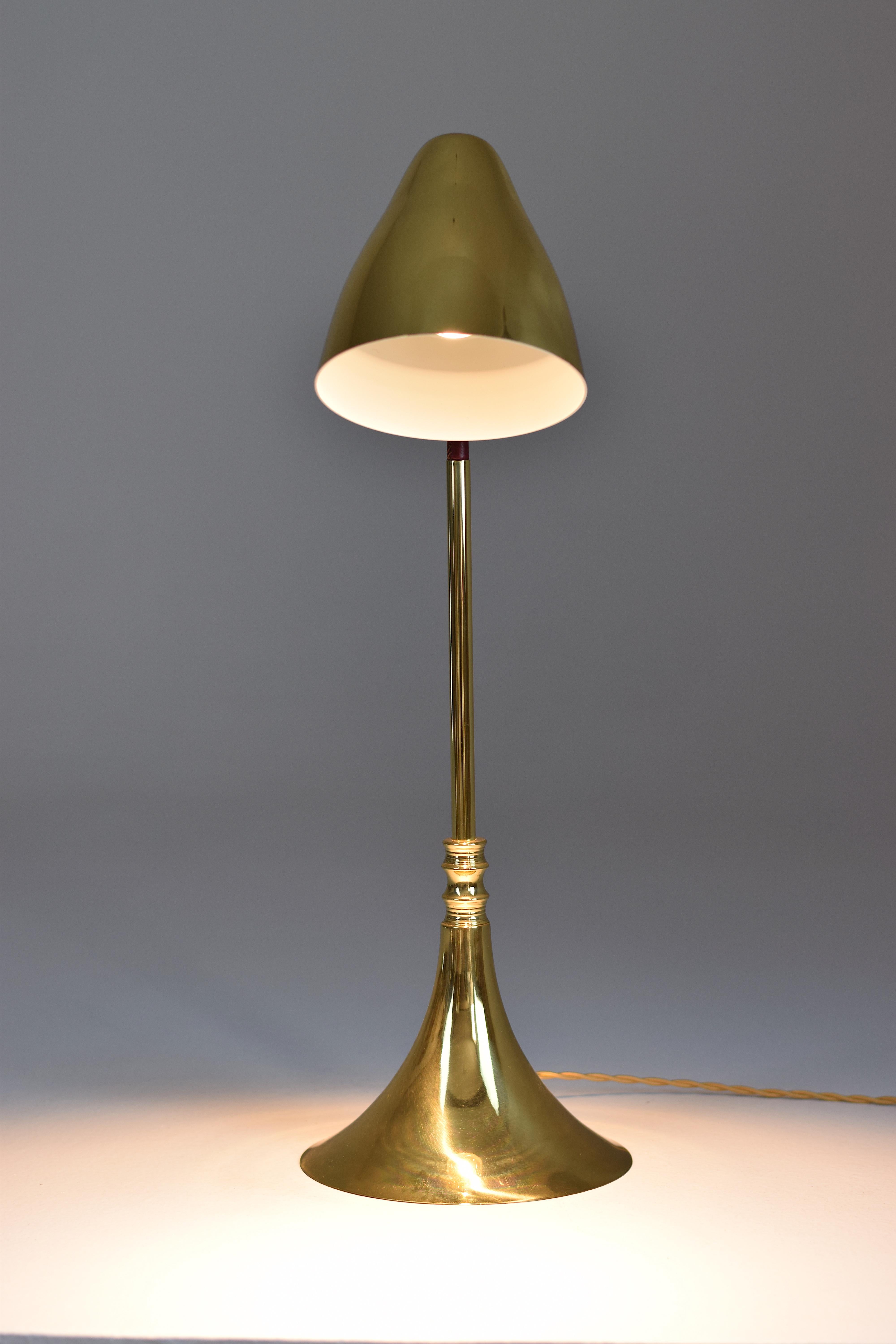Portugais Lampe de bureau Adria-t1 en laiton, collection Flow 2