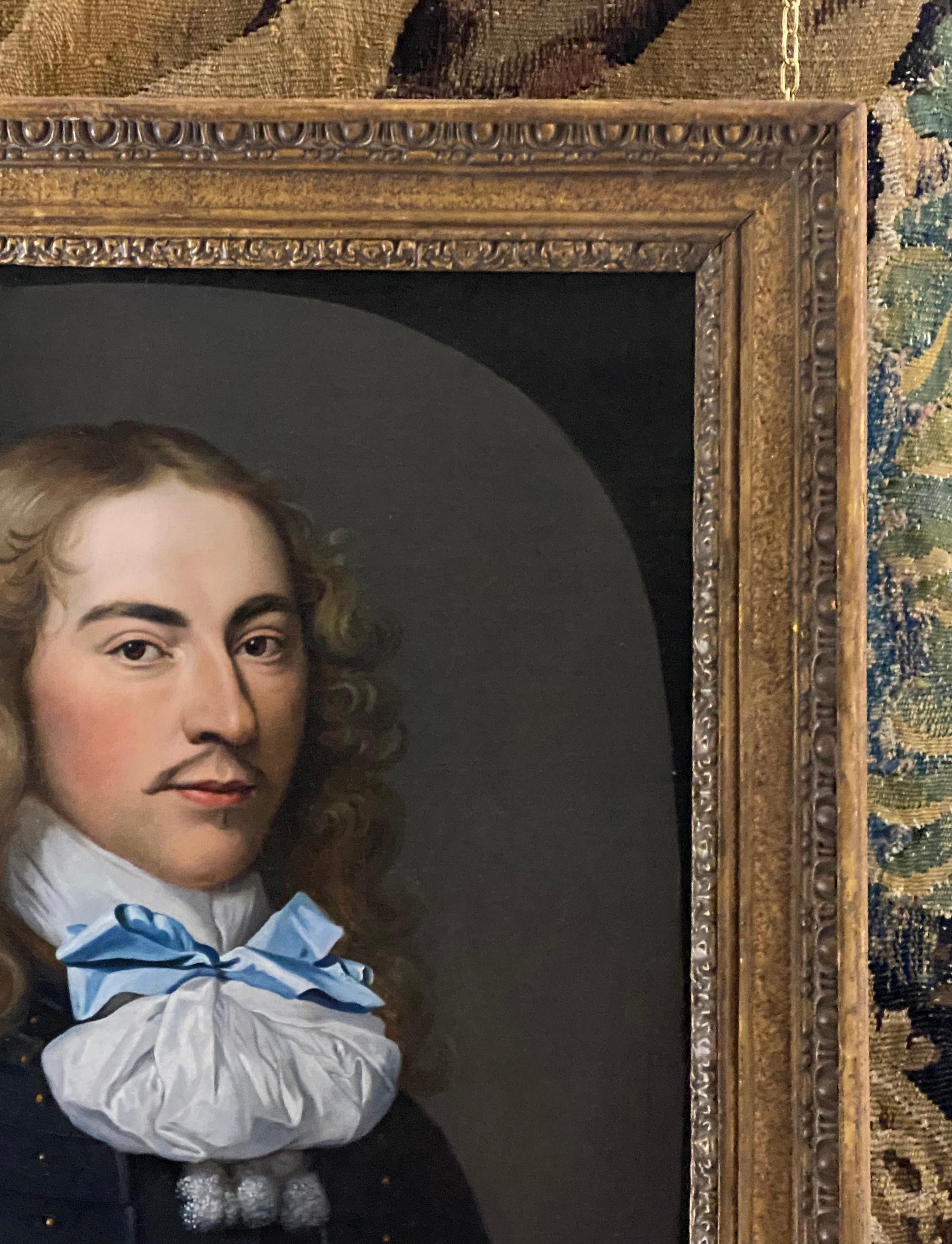 17TH CENTURY CONTINENTAL PORTRAIT OF AN OFFICER IN ARMOUR WITH A BLUE RIBBON   For Sale 1