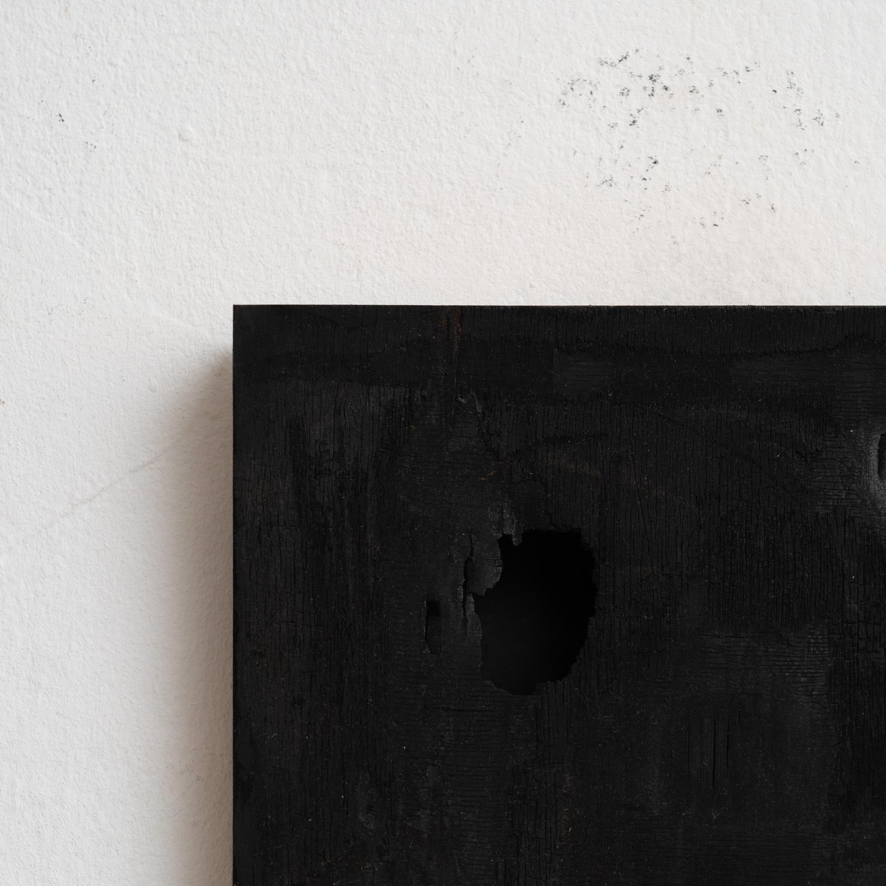 Adrian Abstrakte Schwarze Farbe auf Holz, ca. 2017 im Zustand „Gut“ im Angebot in Barcelona, ES