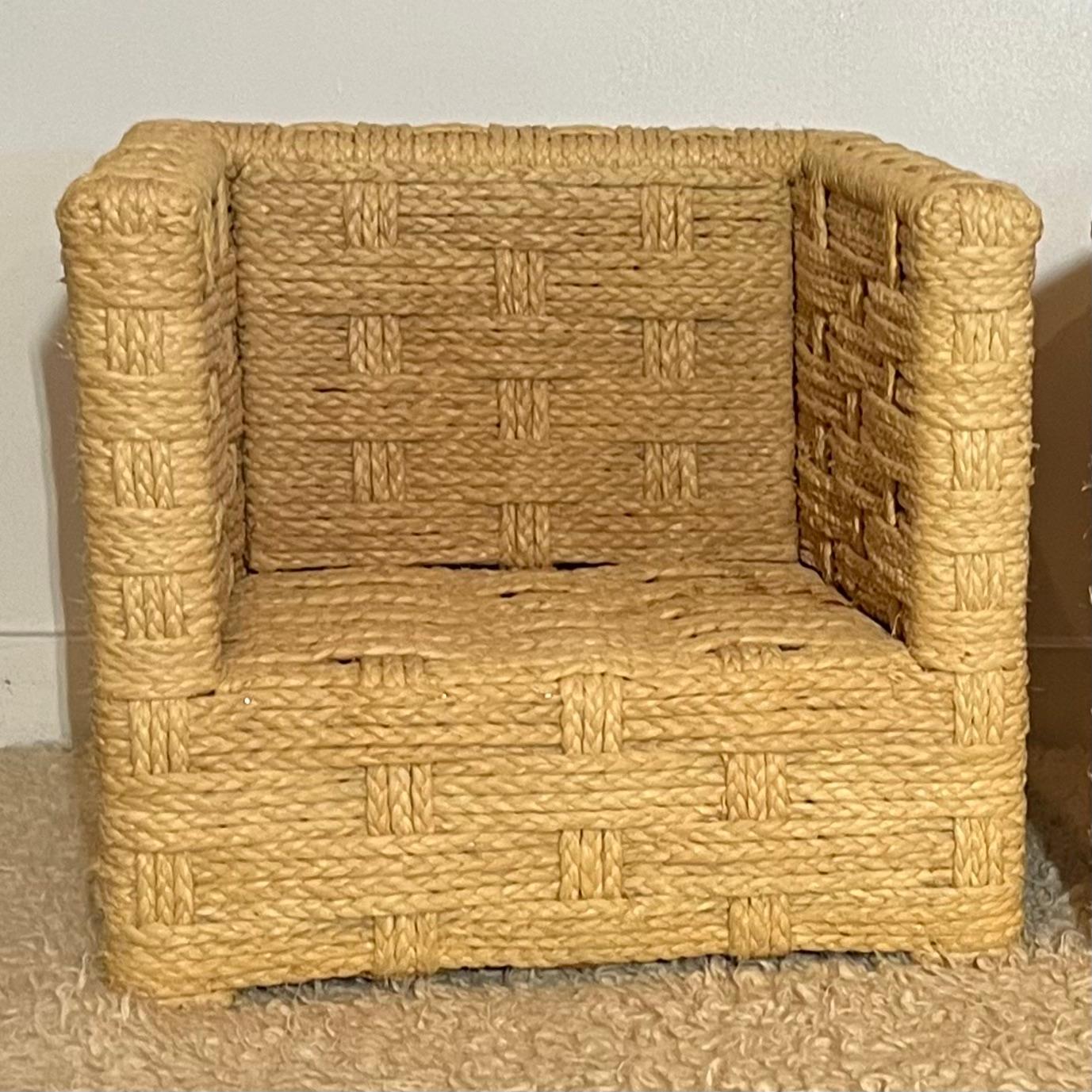 20th Century Adrian Audoux and Frida Minnet rare vintage  handwoven raffia cube chair For Sale
