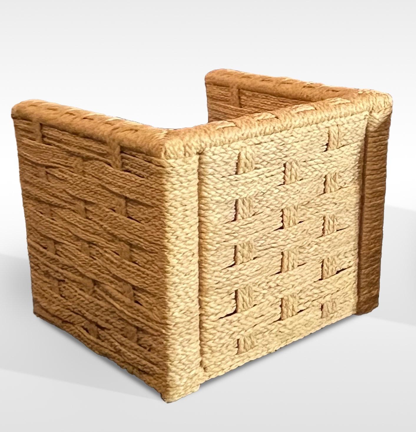 Raffia Adrian Audoux and Frida Minnet rare vintage  handwoven raffia cube chair For Sale