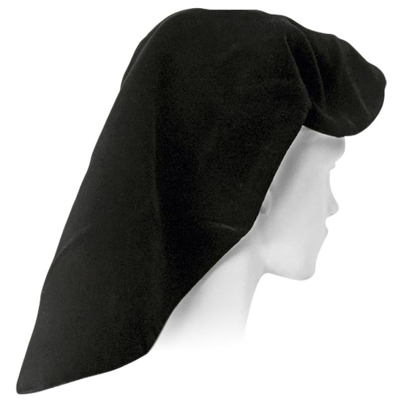 Cappello Snood in velluto di seta nero Adrian   Collezionisti di musei in vendita