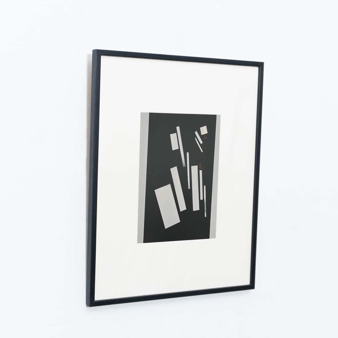 Photographie contemporaine d'Adrian, 2013 en vente 4