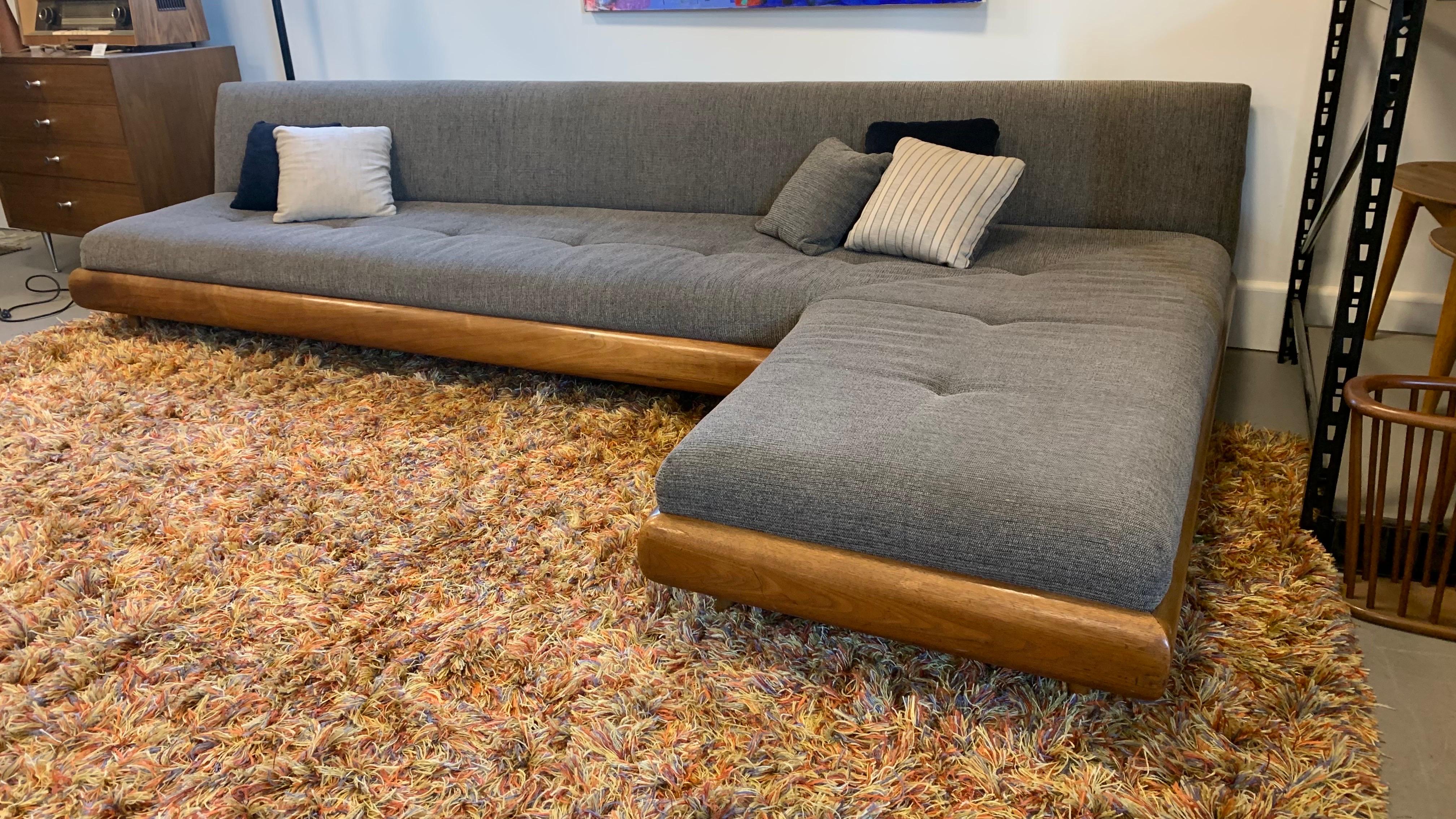 Adrian Pearsall 1600-S Sofa im Zustand „Gut“ im Angebot in Wheat Ridge, CO
