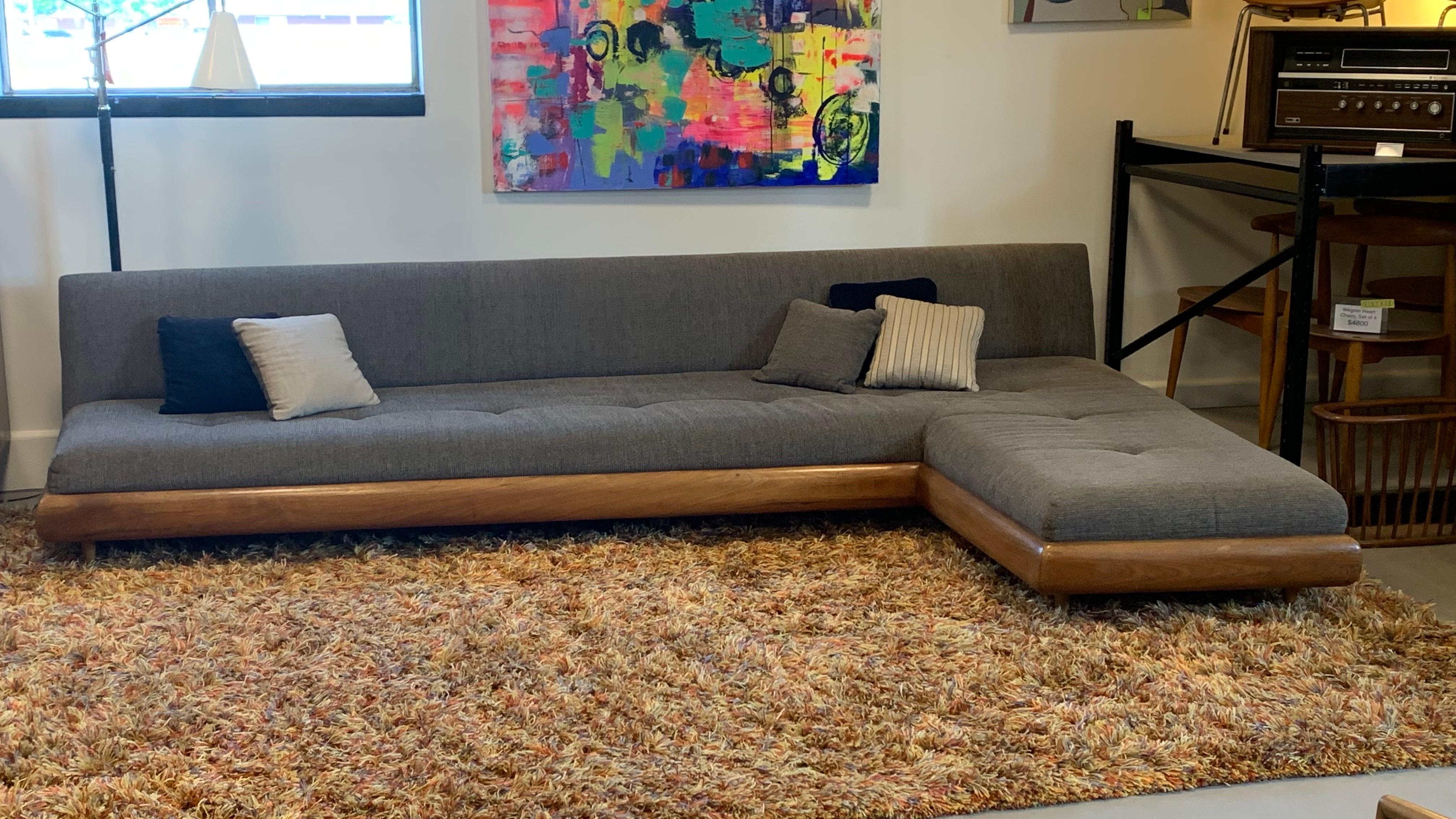 Adrian Pearsall 1600-S Sofa im Angebot 2