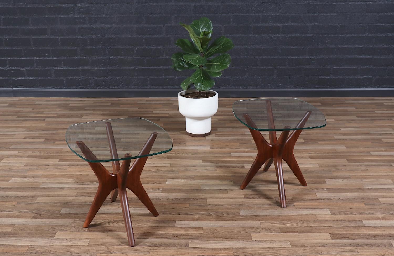 Mid-Century Modern Tables d'appoint sculptées Adrian Pearsall 1618-ET pour Craft Associates en vente