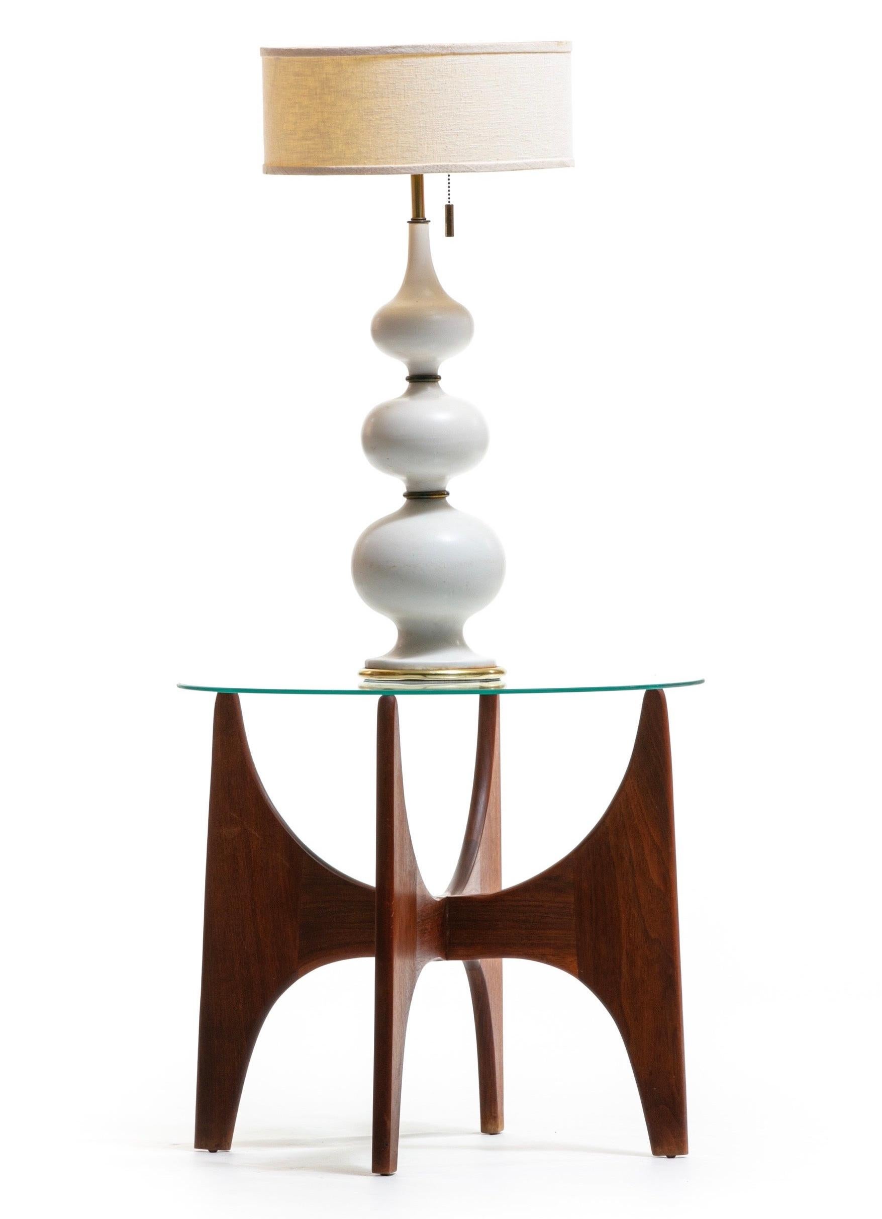 Modern sculptural 1924-T24 walnut side table designed by Adrian Pearsall circa 1960 for Craft Associates. This Pearsall table is in great condition and features an interlocked 