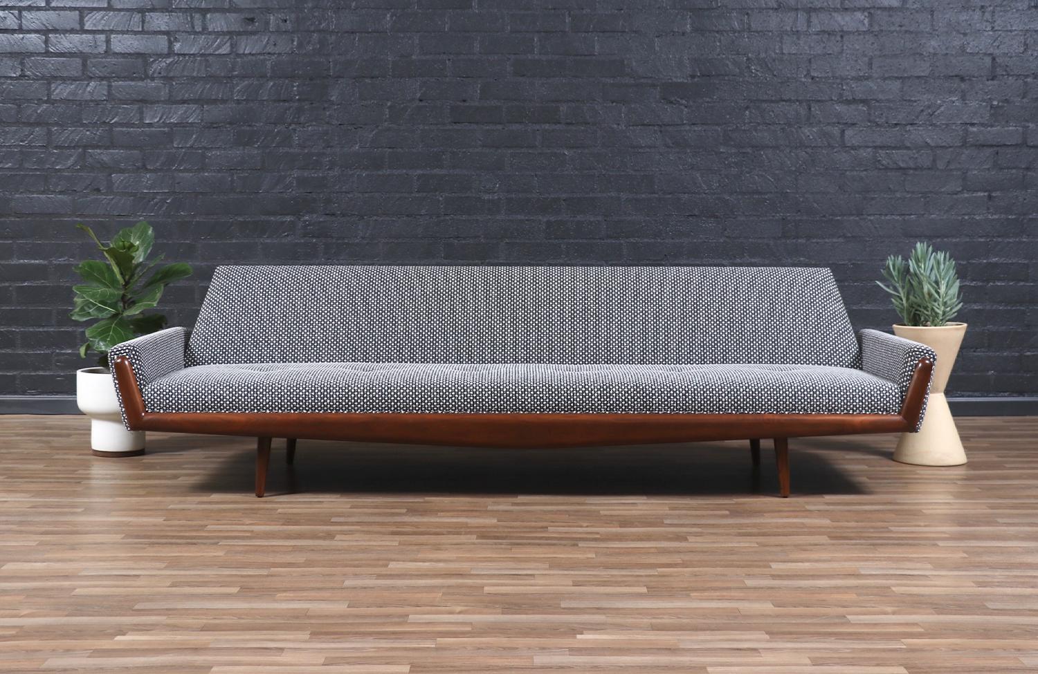 Mid-Century Modern Adrian Pearsall 2000-S Sculptural Sofa for Craft Associates