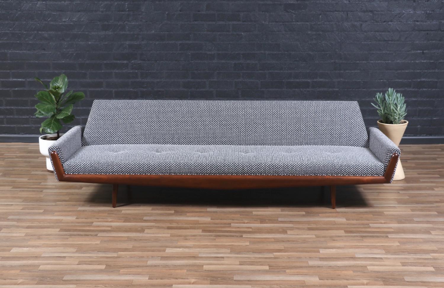 American Adrian Pearsall 2000-S Sculptural Sofa for Craft Associates