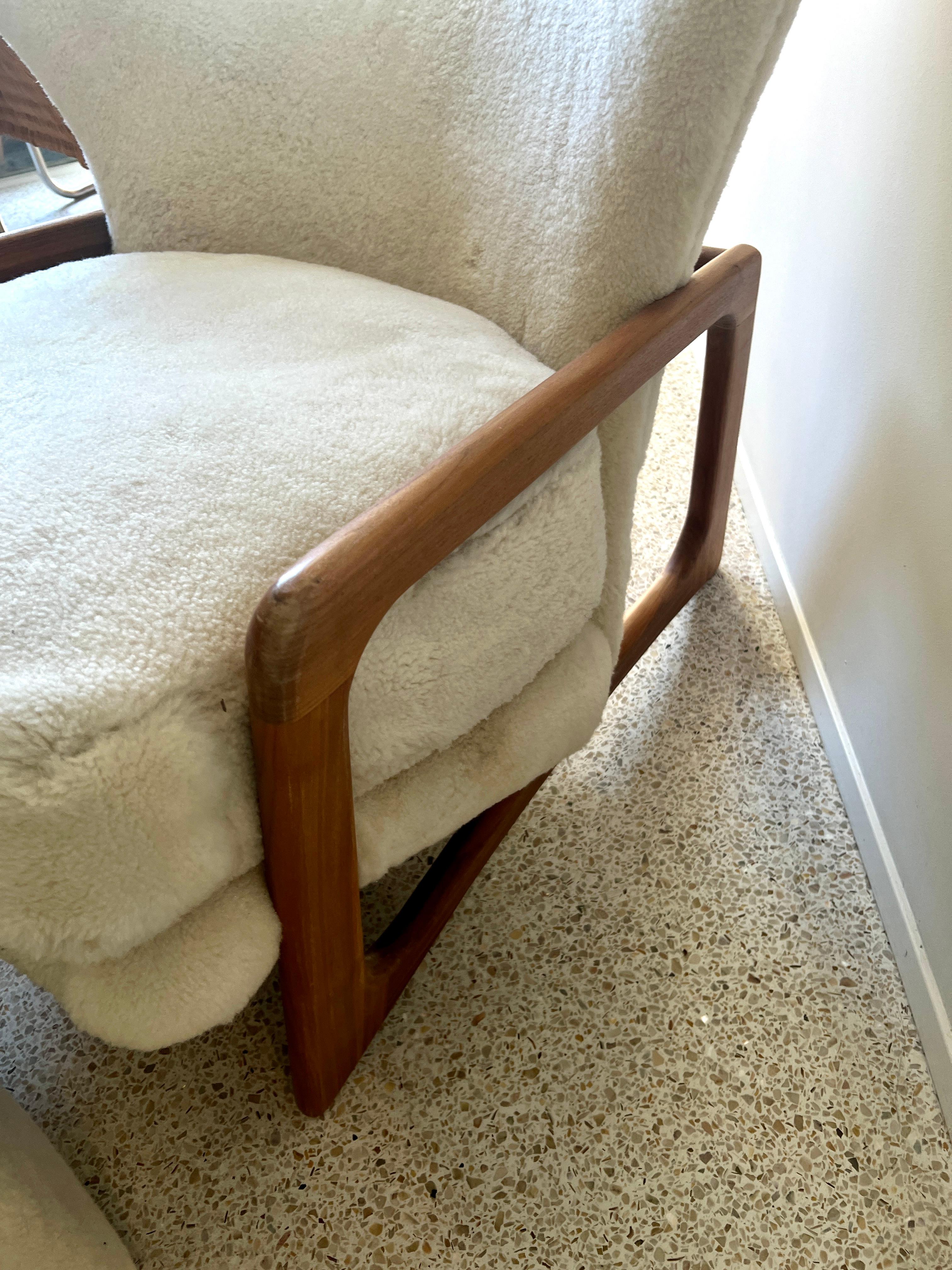 Sheepskin Adrian Pearsall 2466-C Lounge Chair for Craft Associates, 1960s For Sale