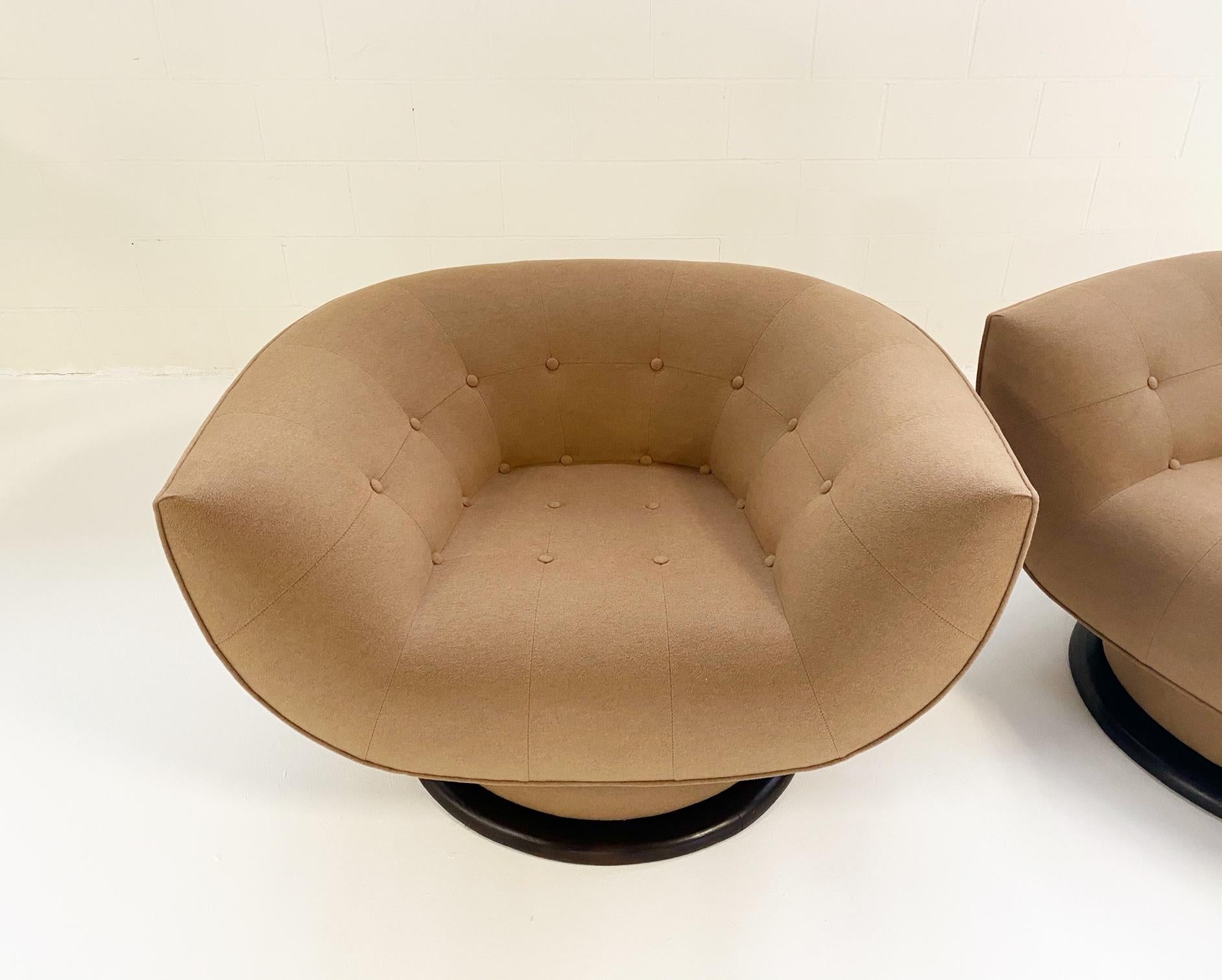 Adrian Pearsall 360° Swivel Chairs in Loro Piana Cashmere, pair In Excellent Condition In SAINT LOUIS, MO