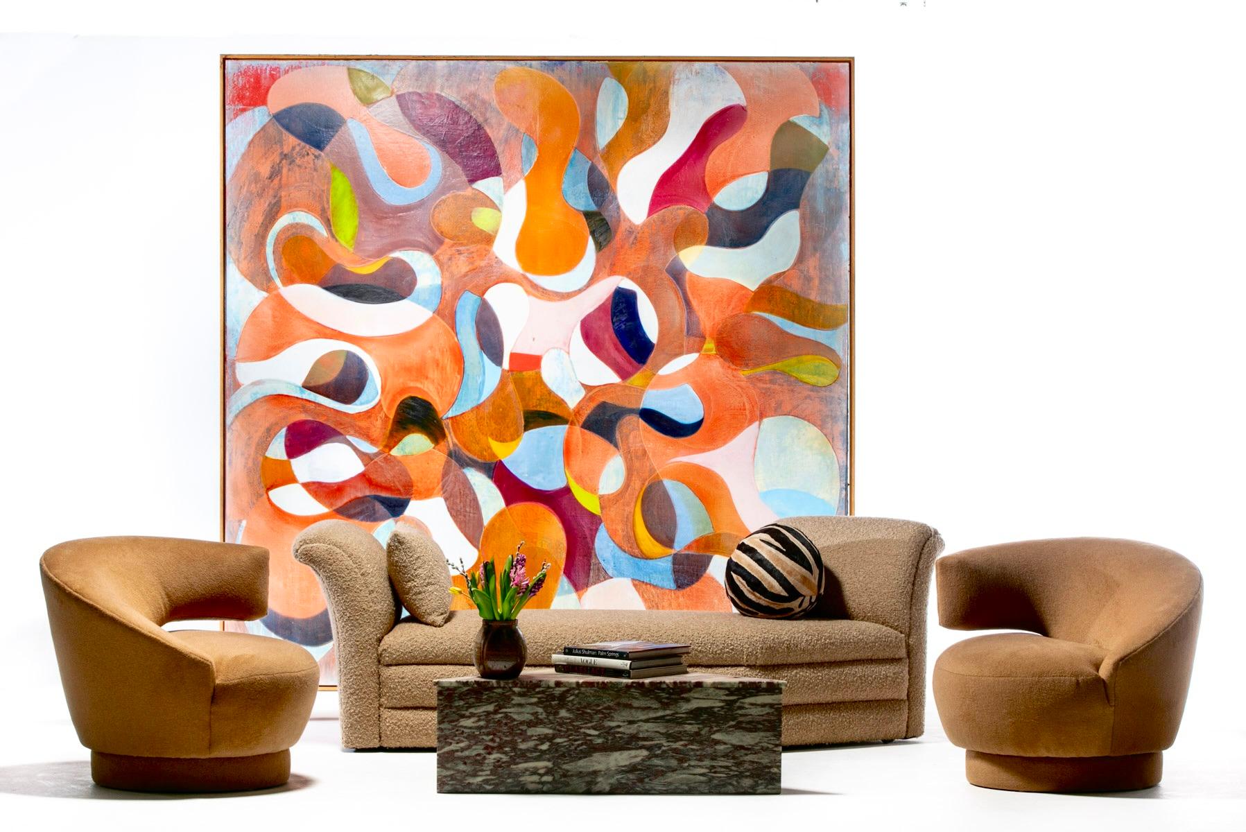 Ce canapé anguleux d'Adrian Pearsall est une pièce d'exception qui dégage une impression de grand art moderne et de glamour haut de gamme. C'est le genre de pièce que l'on pose dans une pièce et qui donne immédiatement une impression de WOW - un