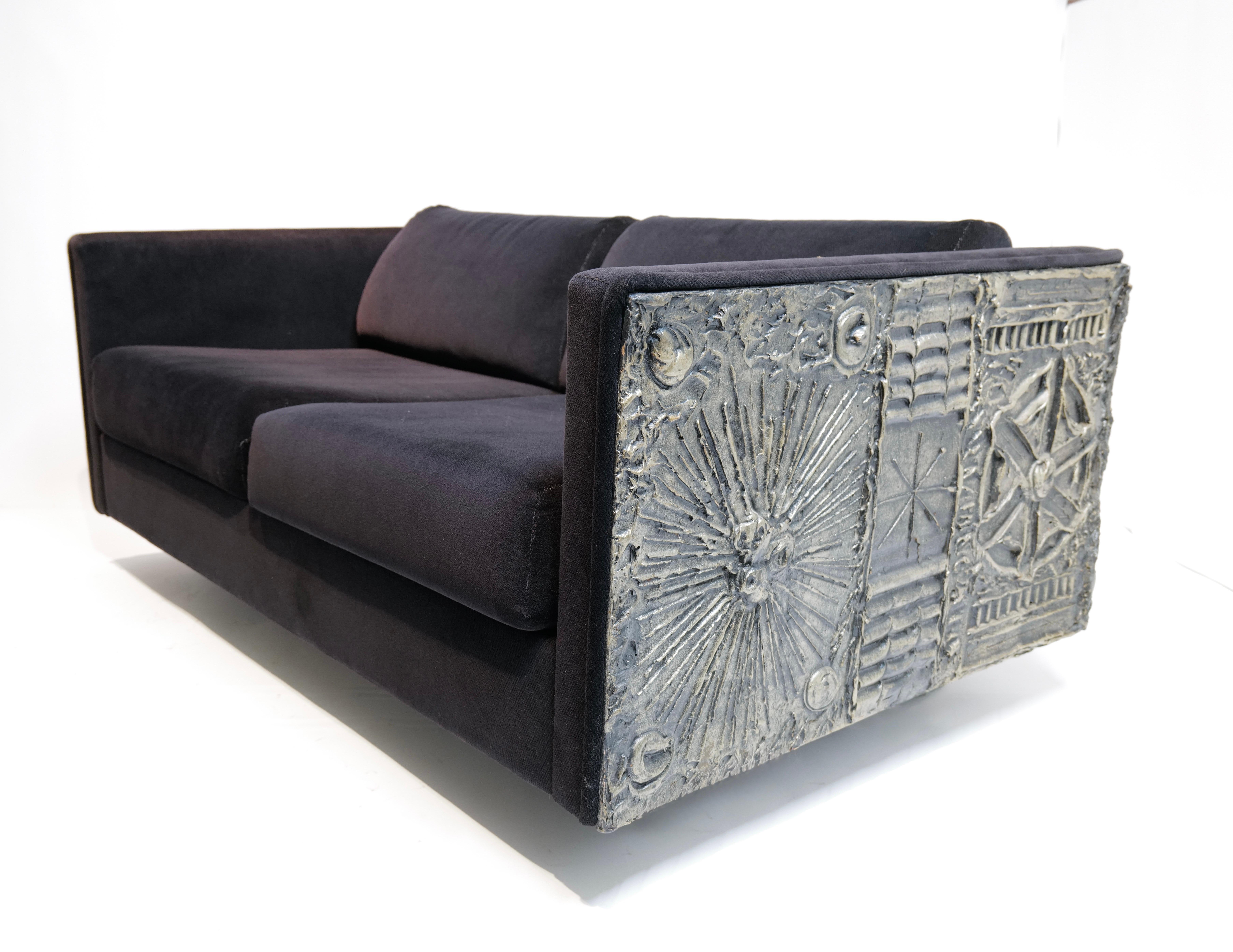 Adrian Pearsall Sofá Loveseat de dos cojines de inspiración brutalista (2 de 2) Tapicería en venta