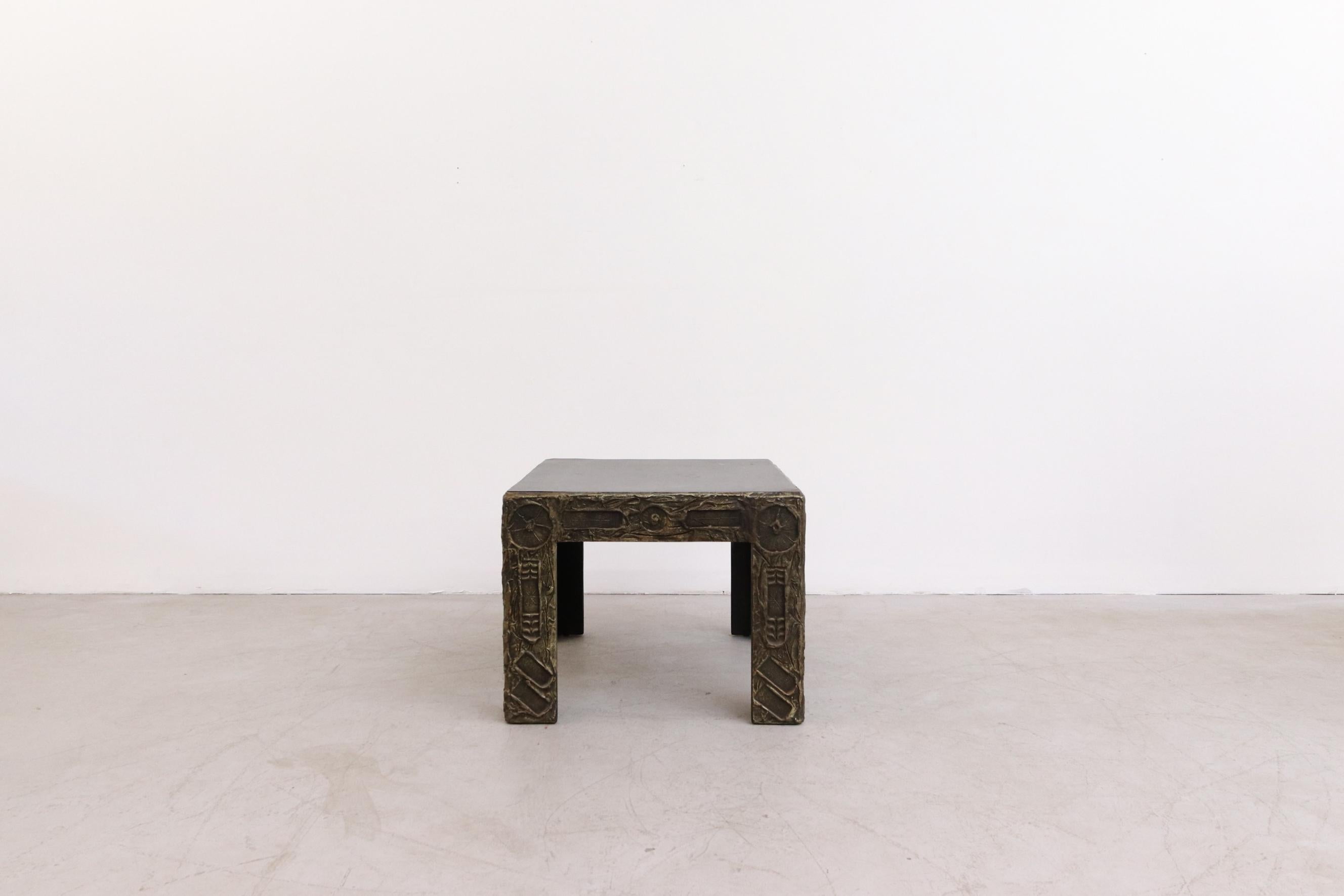 Adrian Pearsall Brutalist Side Table w/ Black Top & Cast Resin Decorative Relief In Good Condition For Sale In Los Angeles, CA