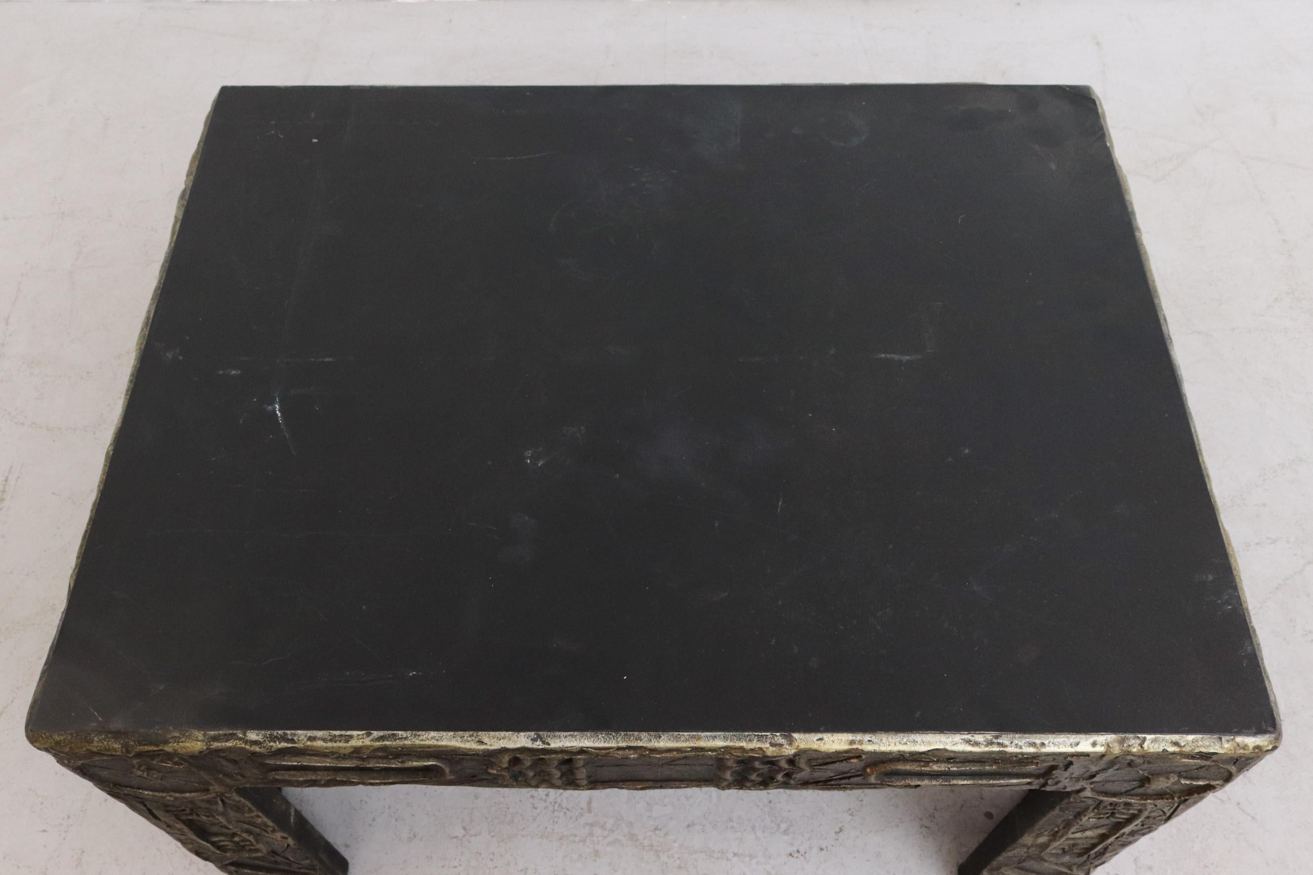 Adrian Pearsall Brutalist Side Table w/ Black Top & Cast Resin Decorative Relief For Sale 2