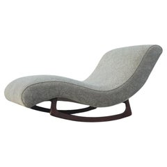 Adrian Pearsall Chaise Lounge Mecedora