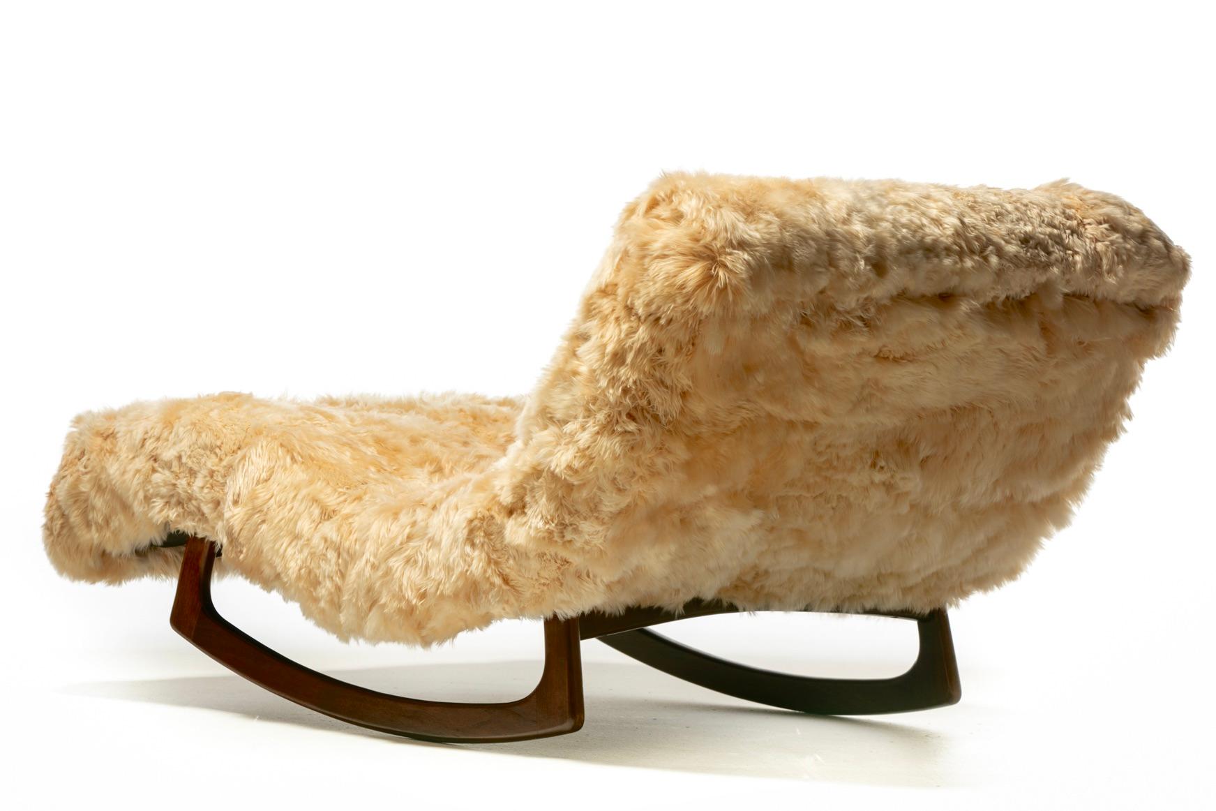 Adrian Pearsall Chaise Lounge Rocker Newly Upholstered in Soft Peruvian Alpaca In Good Condition For Sale In Saint Louis, MO