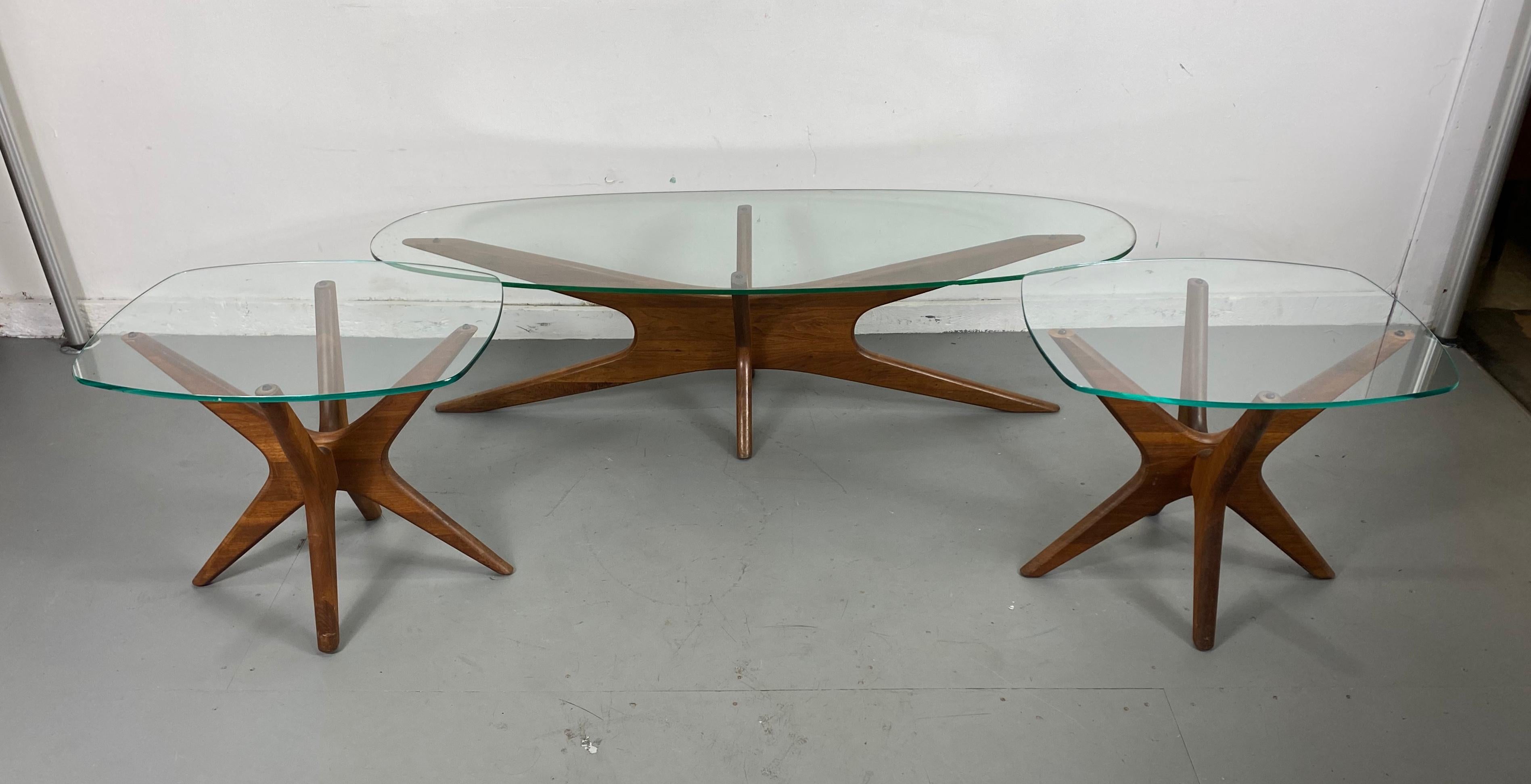 Classic matching set of 3 modernist tables,,