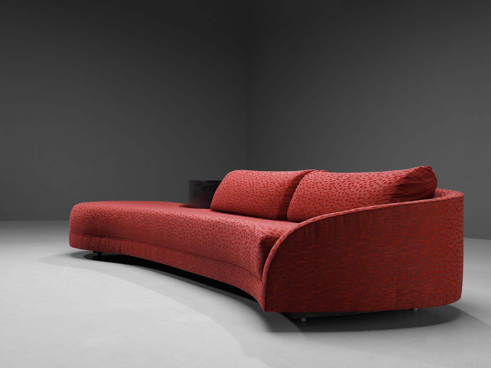 Adrian Pearsall 'Cloud' Sofa in Illustrative Red Fabric In Good Condition For Sale In Waalwijk, NL