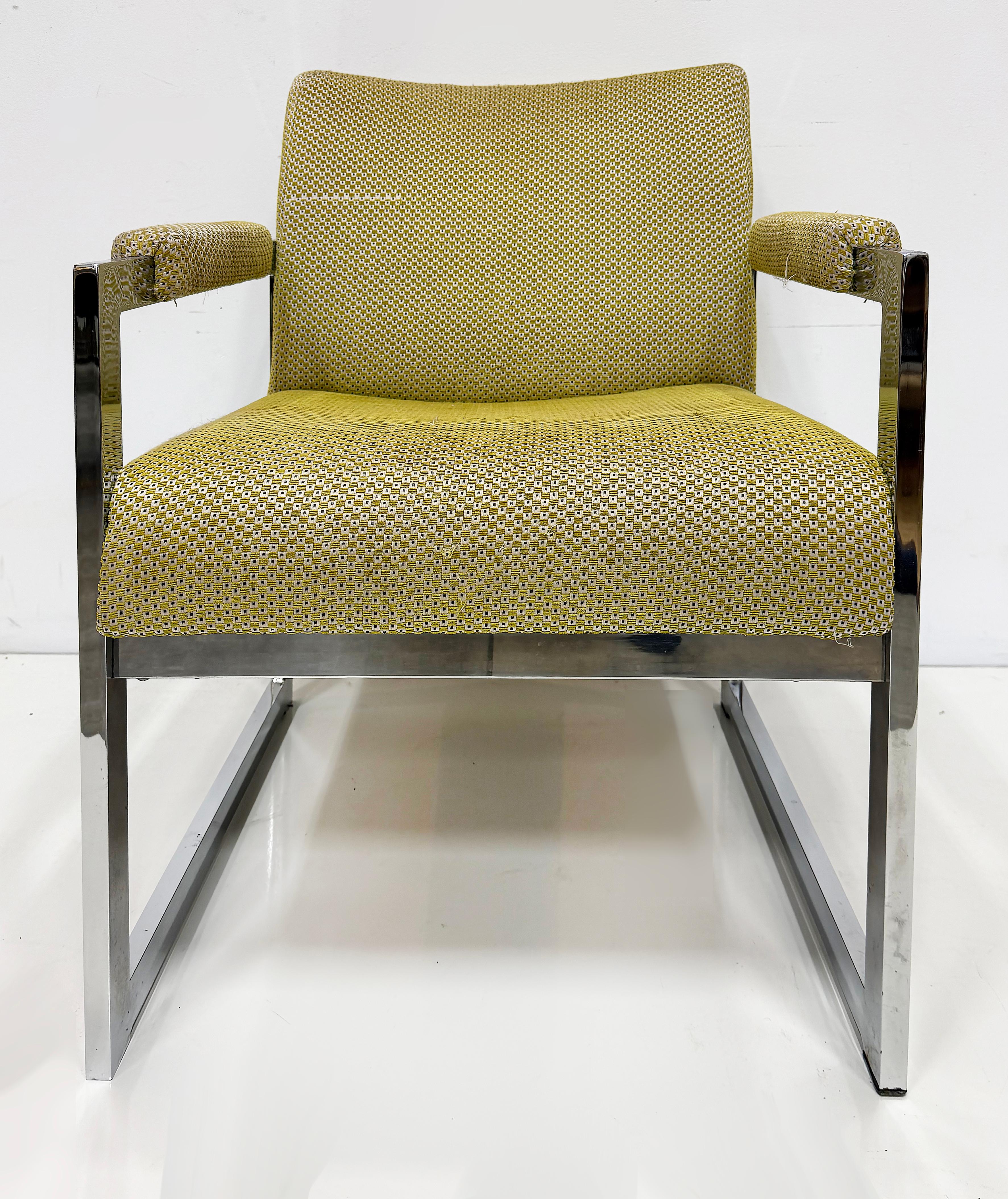 Adrian Pearsall Comfort Designs Chrome Fat Bar Armchairs, 1970s USA Pair

In vendita c'è una coppia di poltrone in acciaio cromato a barra piatta di Adrian Pearsall per Comfort Design, USA anni Settanta. Le sedie sono di ottima qualità e hanno