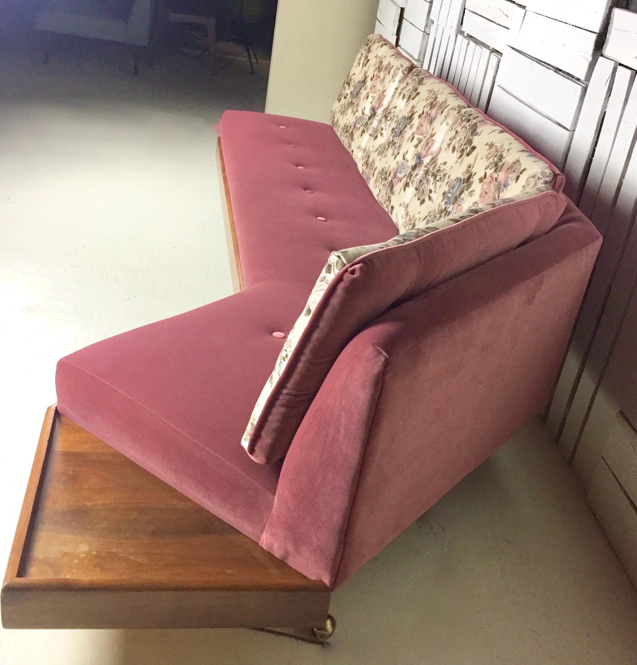 American Adrian Pearsall Craft Associates Midcentury Mauve Curved Sofa 1800s