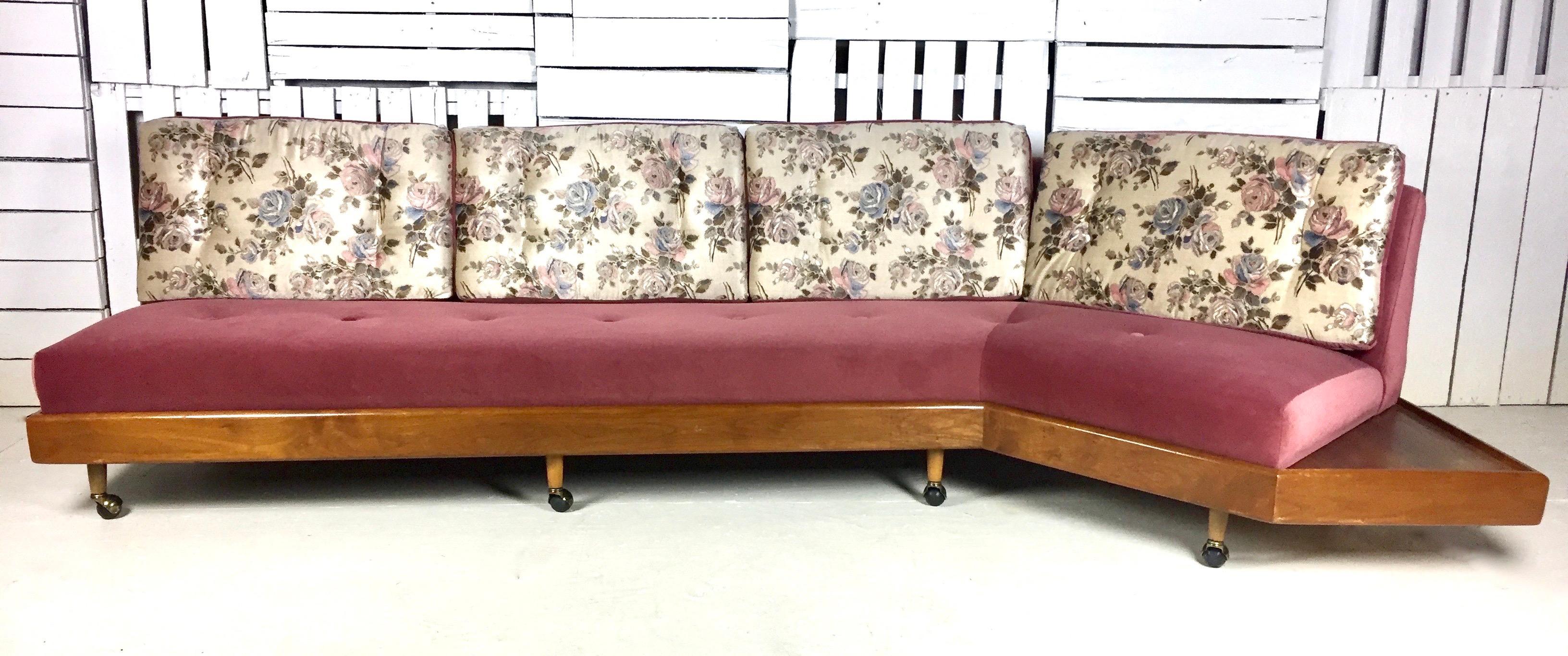 Mid-Century Modern Adrian Pearsall Craft Associates Midcentury Mauve Curved Sofa, 1800s