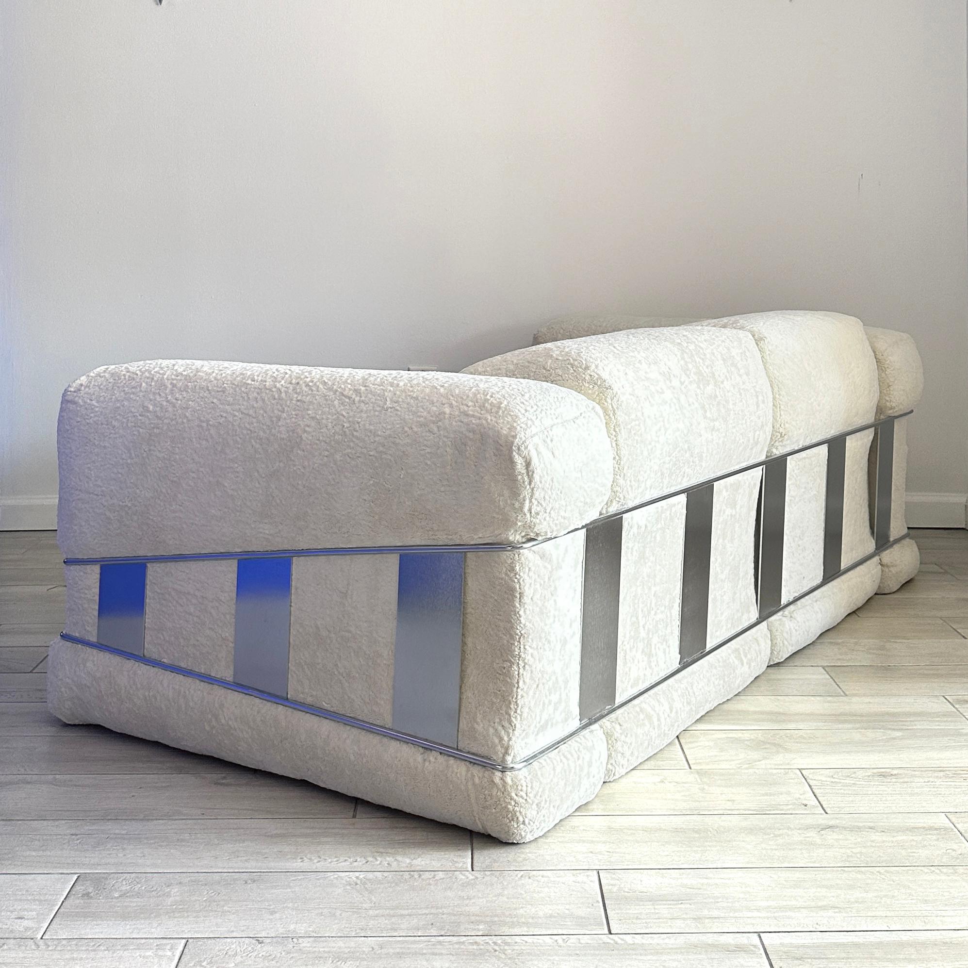 Adrian Pearsall For Craft Assoc. Chrome Caged Sofa In Good Condition For Sale In Westfield, NJ