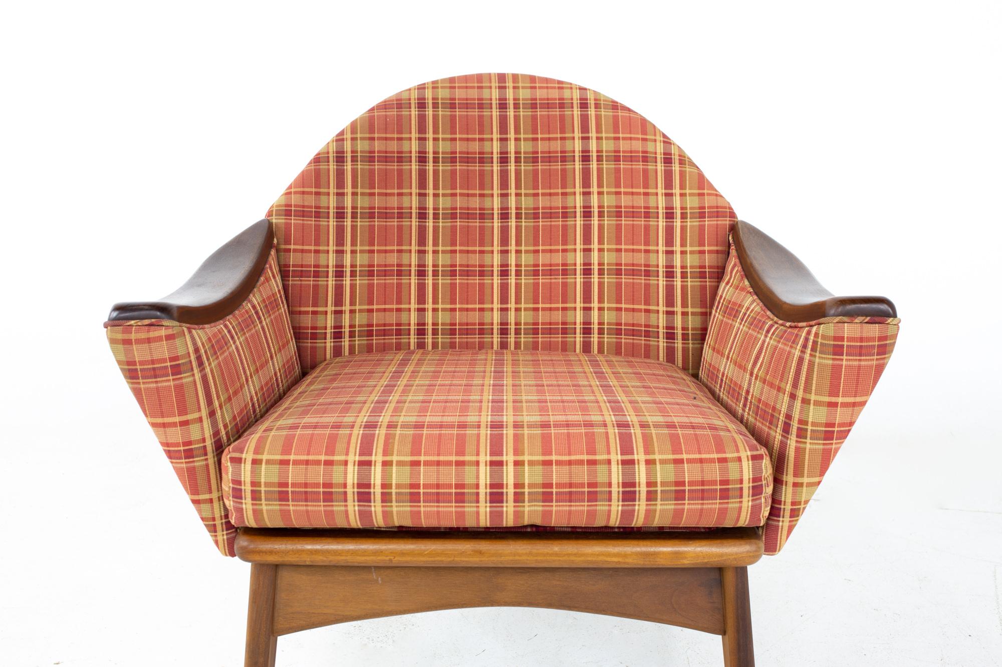 Upholstery Adrian Pearsall for Craft Associates 1806-C Mid Century Lowback Walnut Lounge Ch