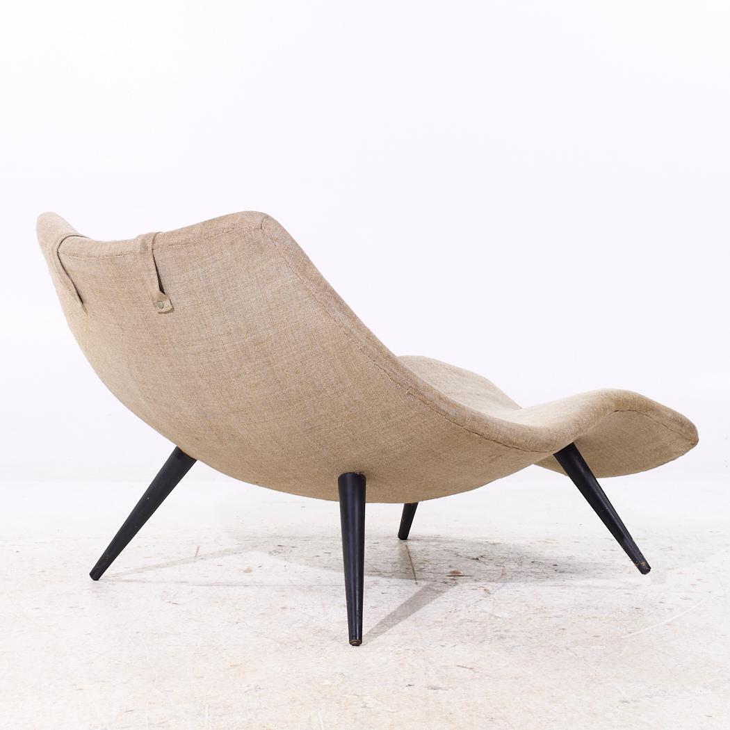 Upholstery Adrian Pearsall for Craft Associates 1828-C Mid Century Walnut Chaise Lounge For Sale