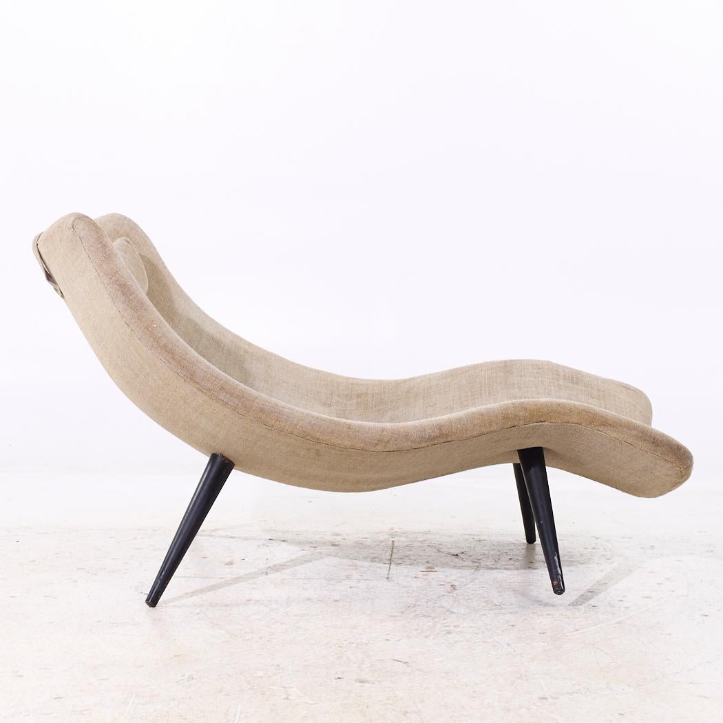 Adrian Pearsall for Craft Associates 1828-C Mid Century Walnut Chaise Lounge For Sale 1