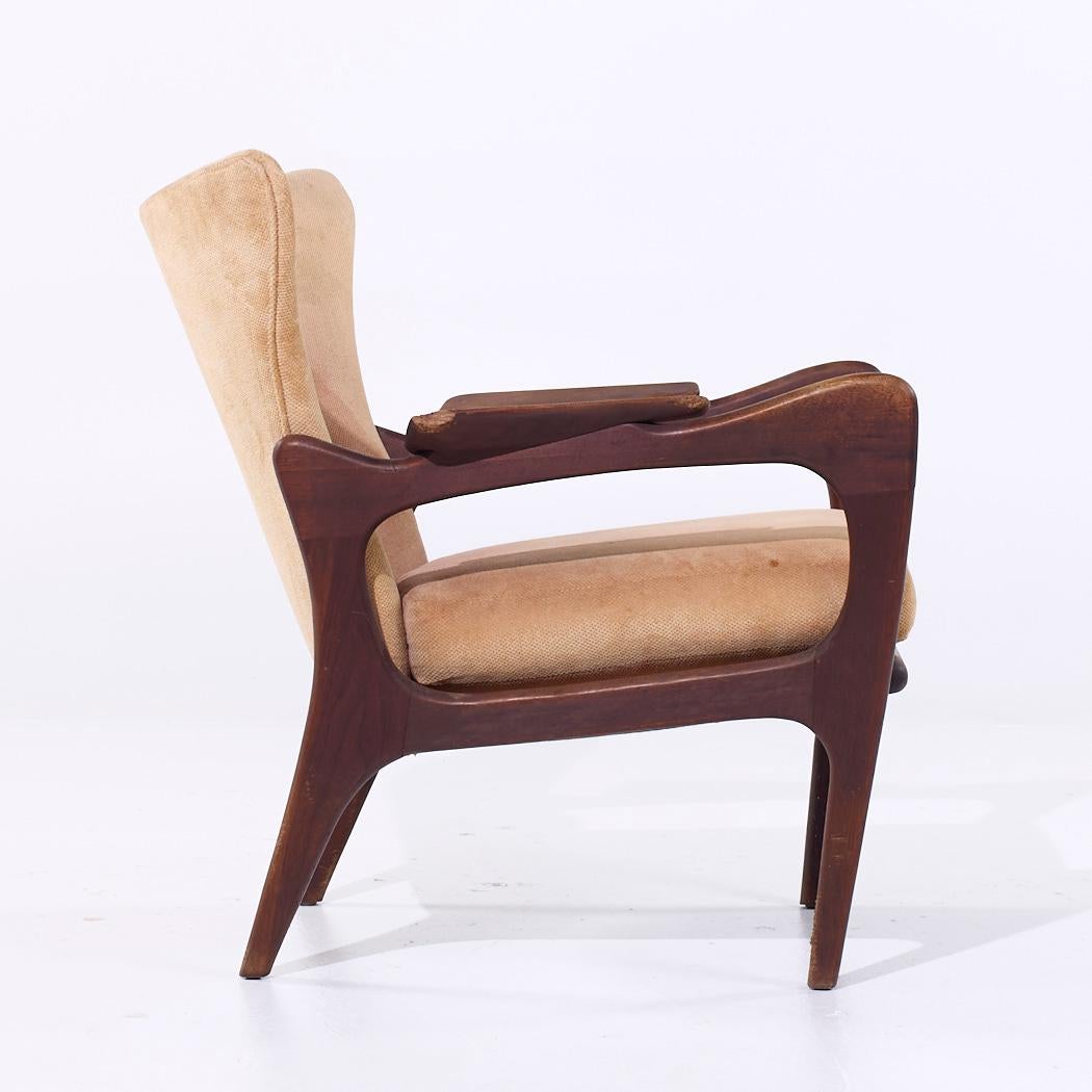 Adrian Pearsall for Craft Associates 2291-C MCM Walnut Lounge Chair - Pair (Paire) en vente 3
