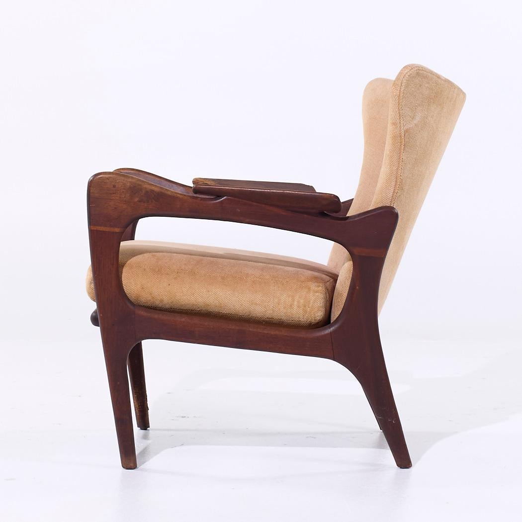 Adrian Pearsall for Craft Associates 2291-C MCM Walnut Lounge Chair - Pair (Paire) en vente 4