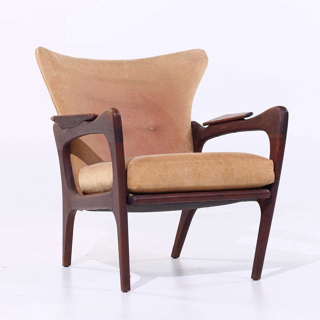 Américain Adrian Pearsall for Craft Associates 2291-C MCM Walnut Lounge Chair - Pair (Paire) en vente