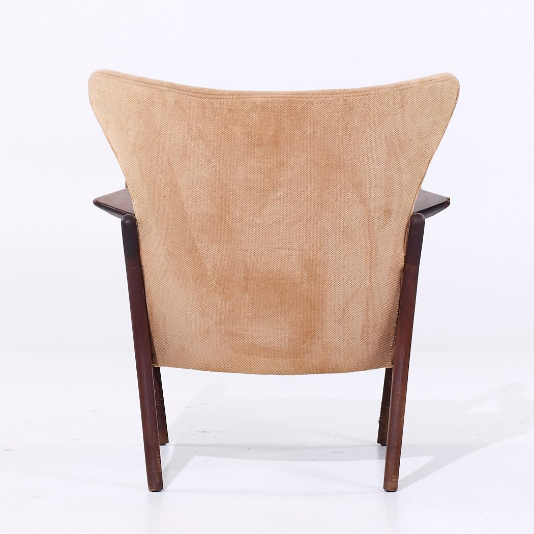 Adrian Pearsall for Craft Associates 2291-C MCM Walnut Lounge Chair - Pair (Paire) en vente 1