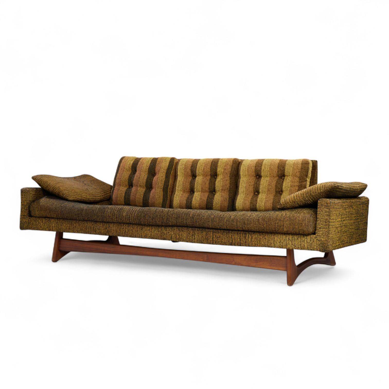 Adrian Pearsall for Craft Associates 2408-S Mid Century Walnut Gondola Sofa (Moderne der Mitte des Jahrhunderts) im Angebot