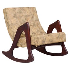 Adrian Pearsall per Craft Associates 812-CR Sedia da salotto a dondolo in noce