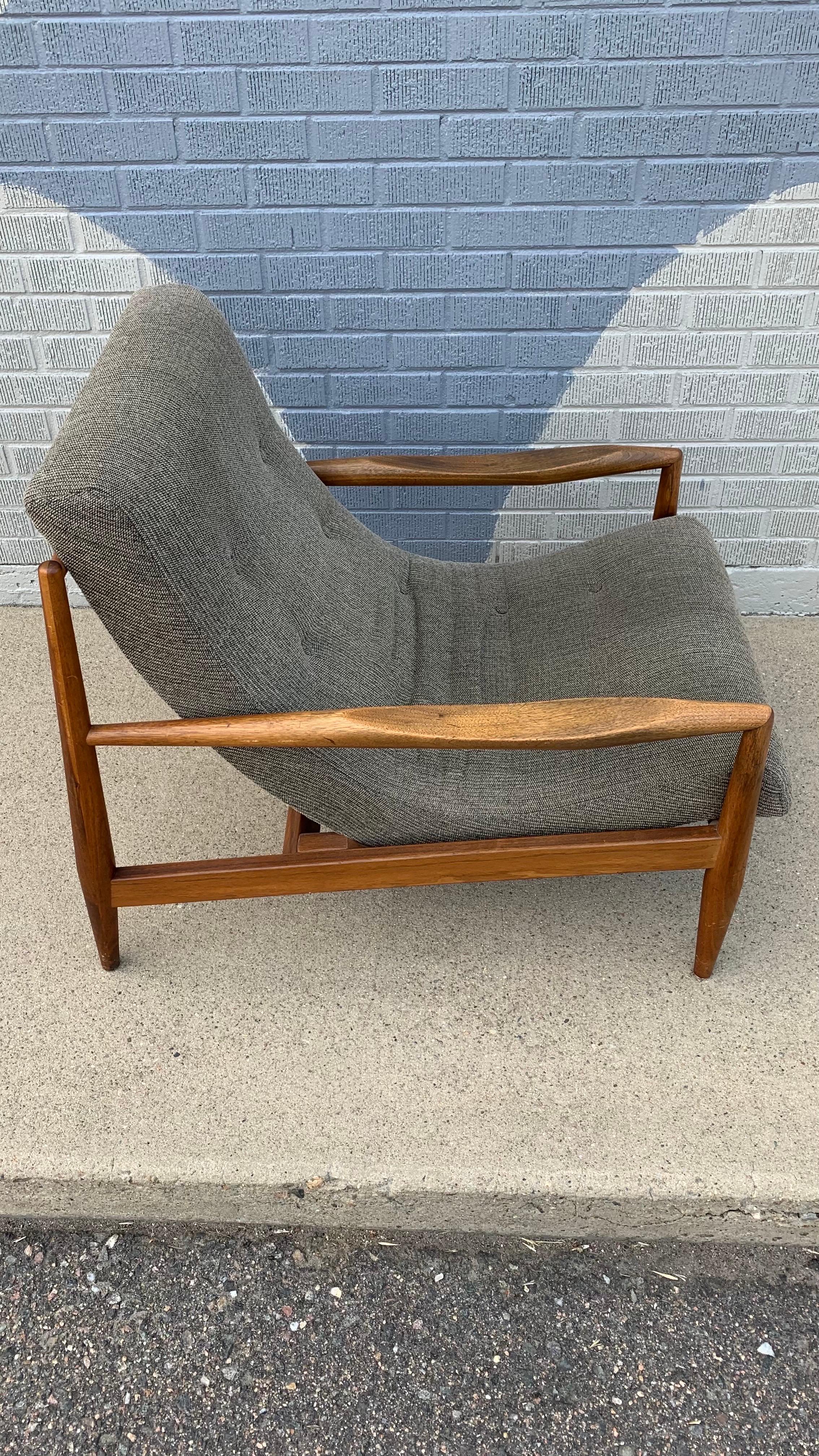 Adrian Pearsall for Craft Associates 932-C Scoop Chair For Sale 1