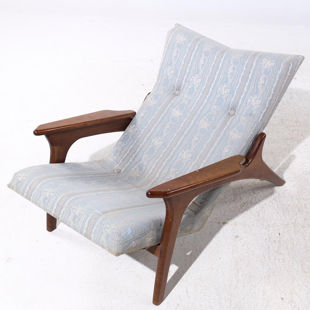 Adrian Pearsall for Craft Associates 990LC Mid Century Walnut Lounge Chair For Sale 2