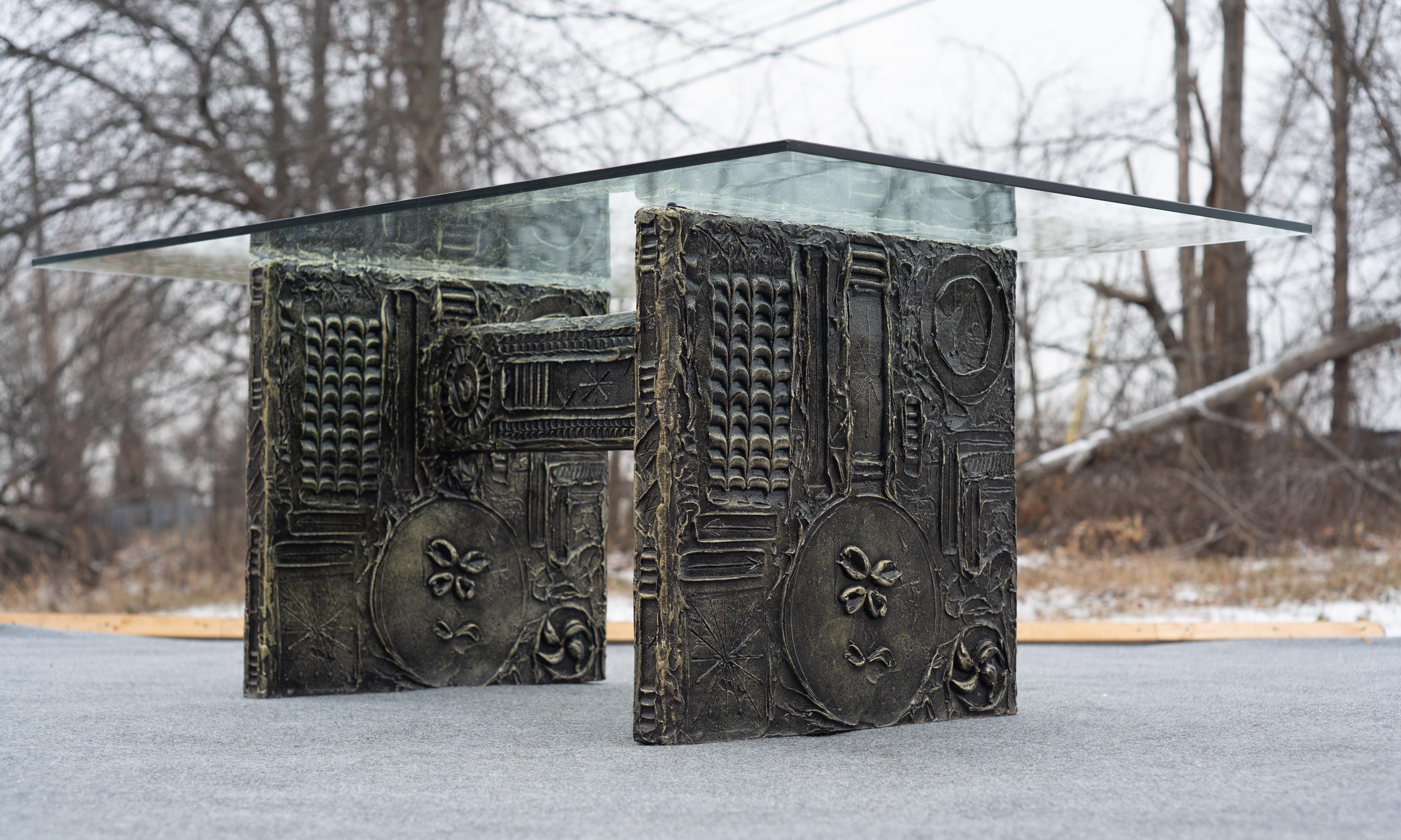 Adrian Pearsall for Craft Associates Brutalist Resin & Glass Dining Table For Sale 3