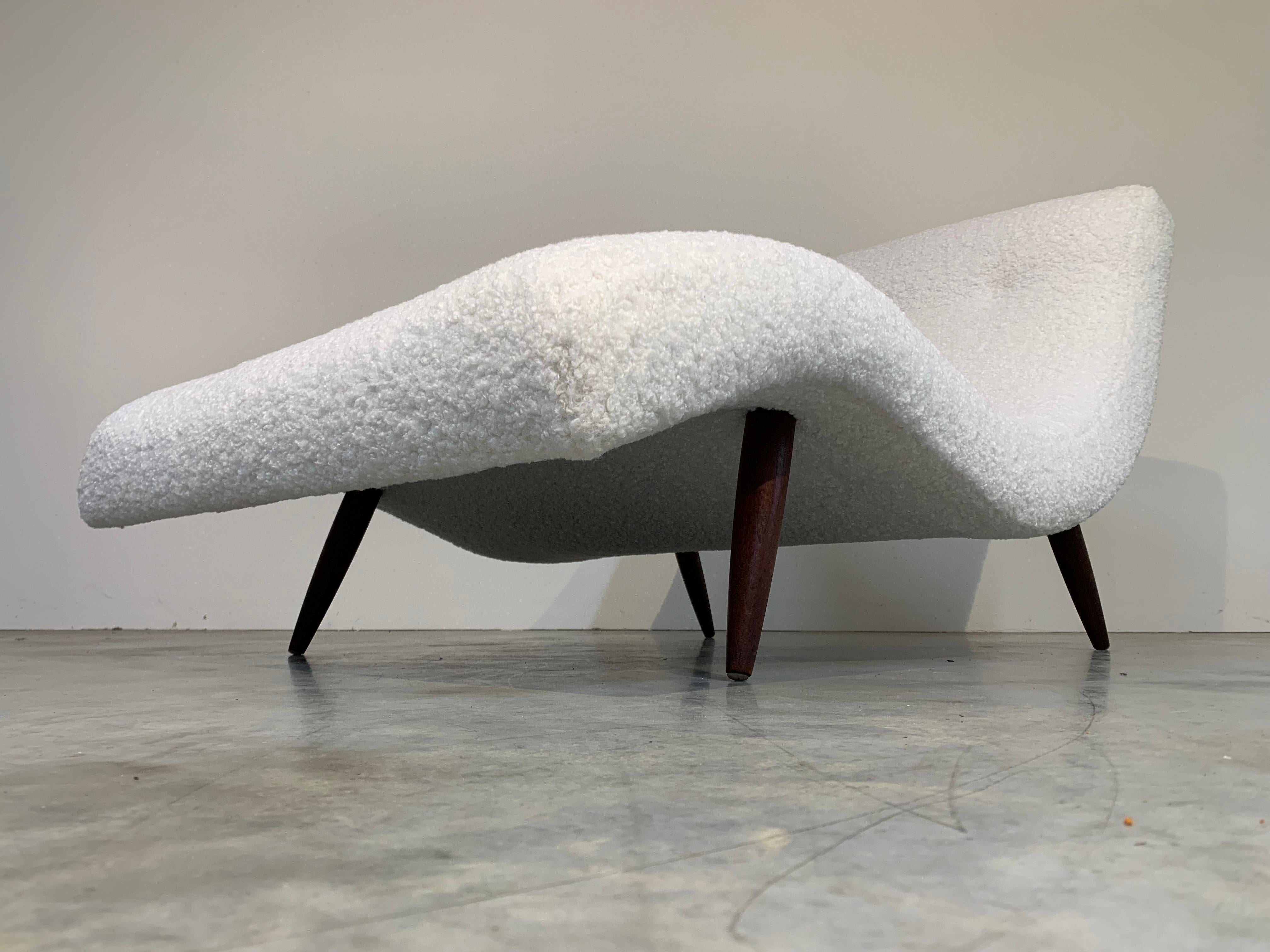 Adrian Pearsall for Craft Associates Double Wave Chaise in Fresh Boucle 3