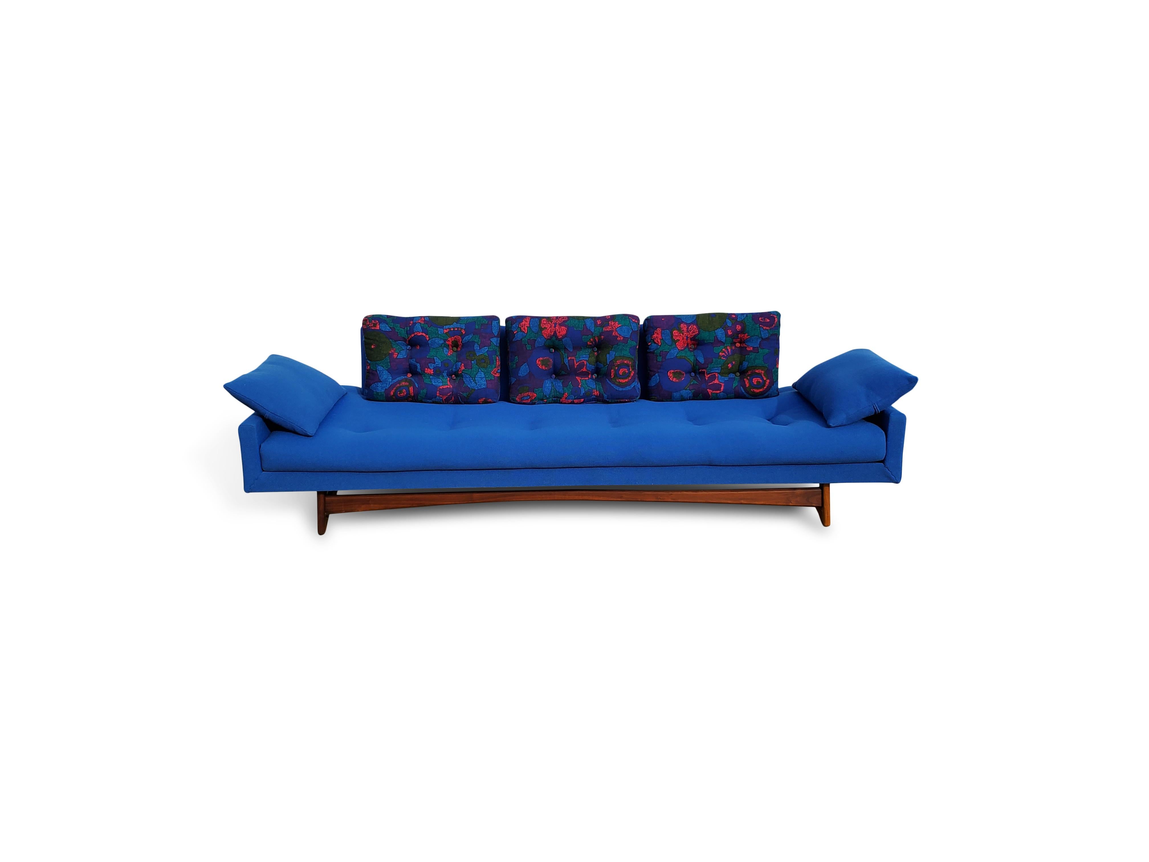 Mid-Century Modern Adrian Pearsall for Craft Associates Gondola Sofa For Sale