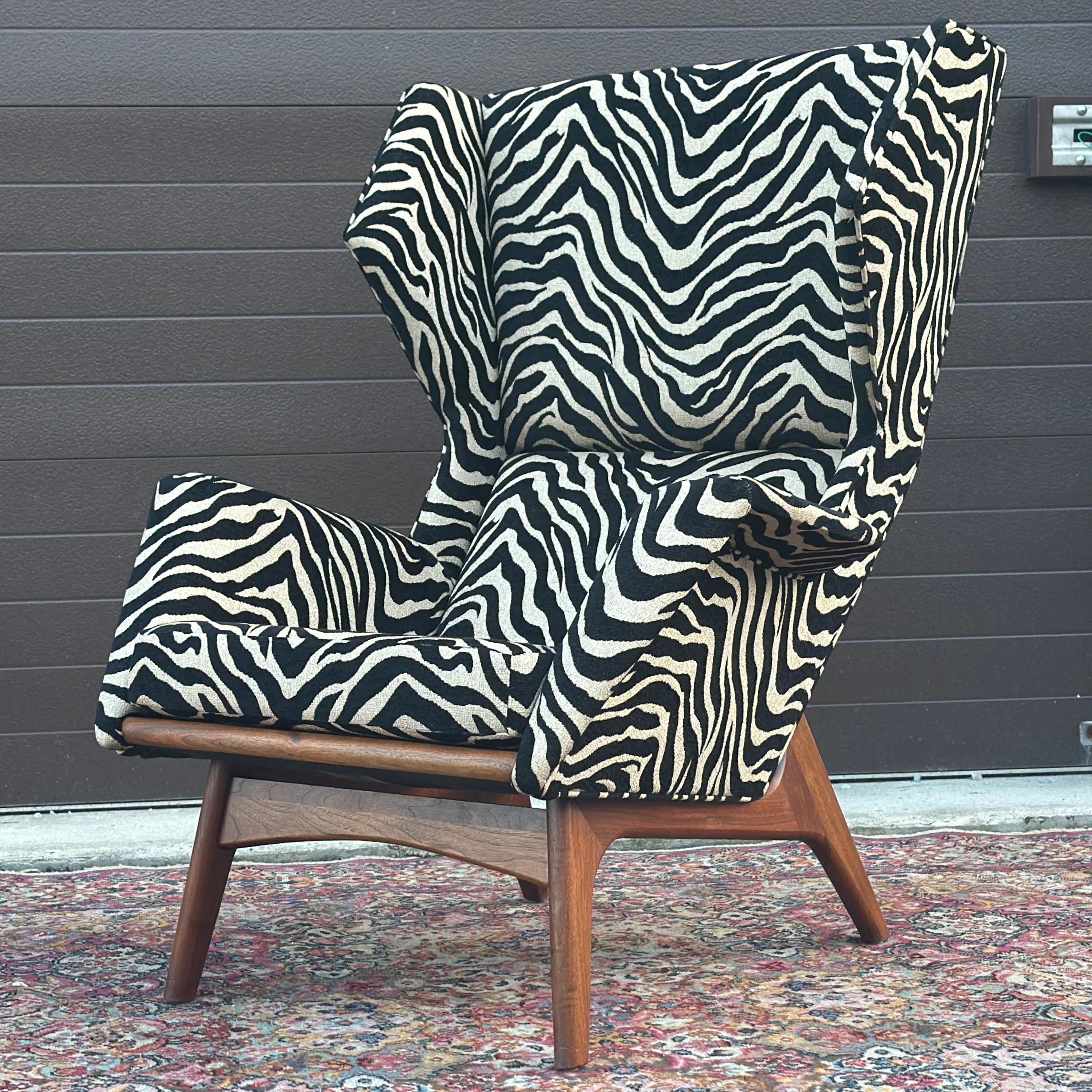 Adrian Pearsall for Craft Associates Inc. Model 2206 Sculptural Wing Chair For Sale 5