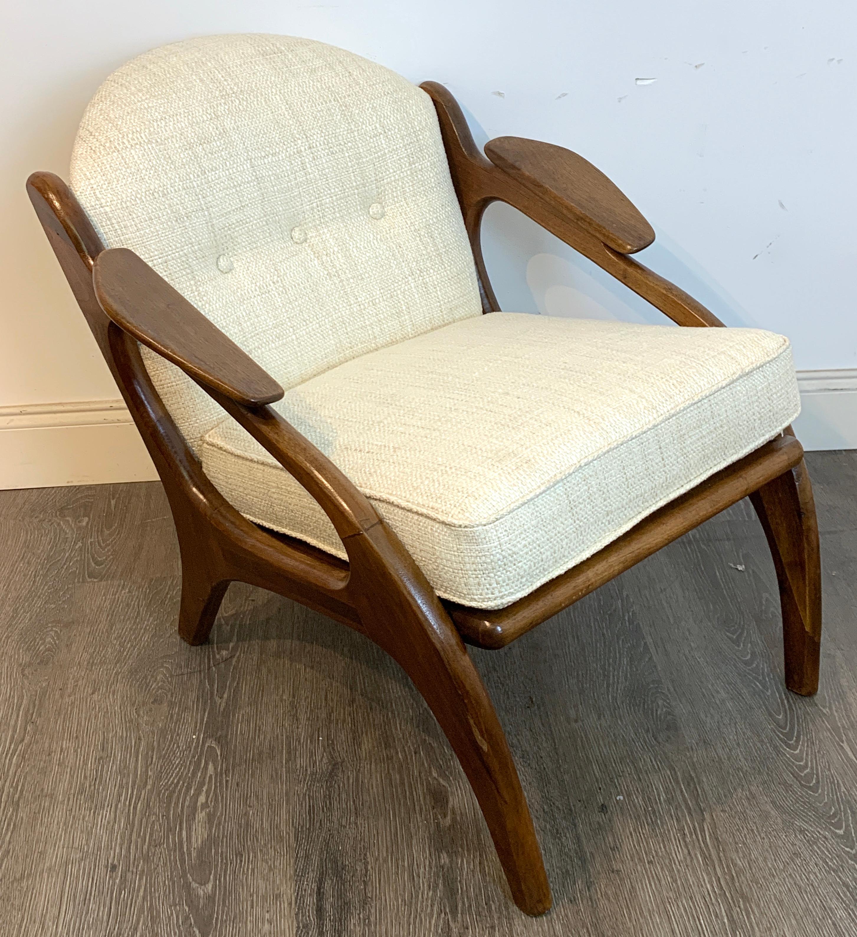 Mid-Century Modern Adrian Pearsall Craft Associates lounge chair #2249-C, with scoop armrests, newly upholstered in neutral Kravet fabric
Armrest height 20