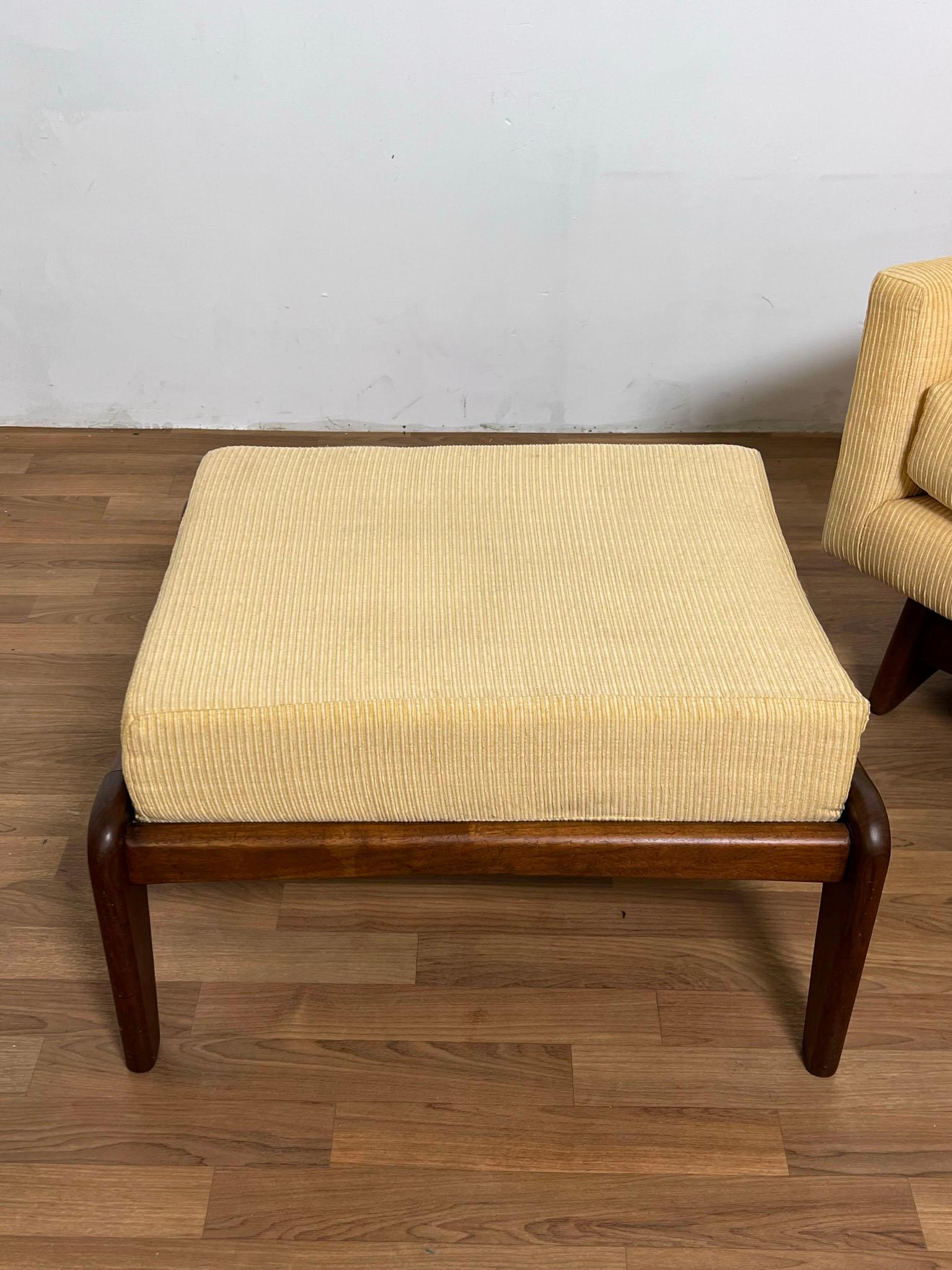 Adrian Pearsall for Craft Associates Lounge Chair and Ottoman, circa 1960s For Sale 6