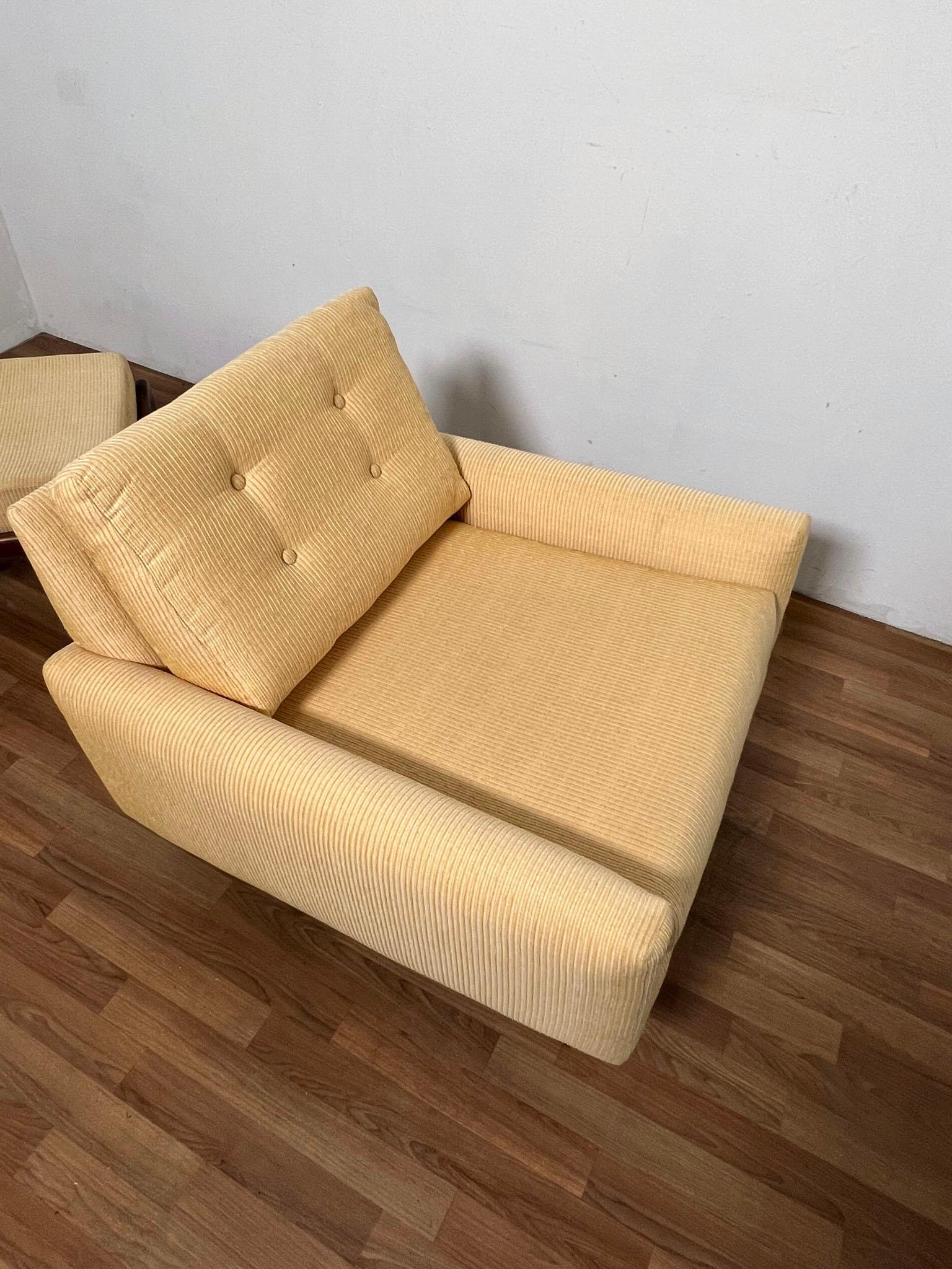 Adrian Pearsall for Craft Associates Lounge Chair and Ottoman, circa 1960s For Sale 1